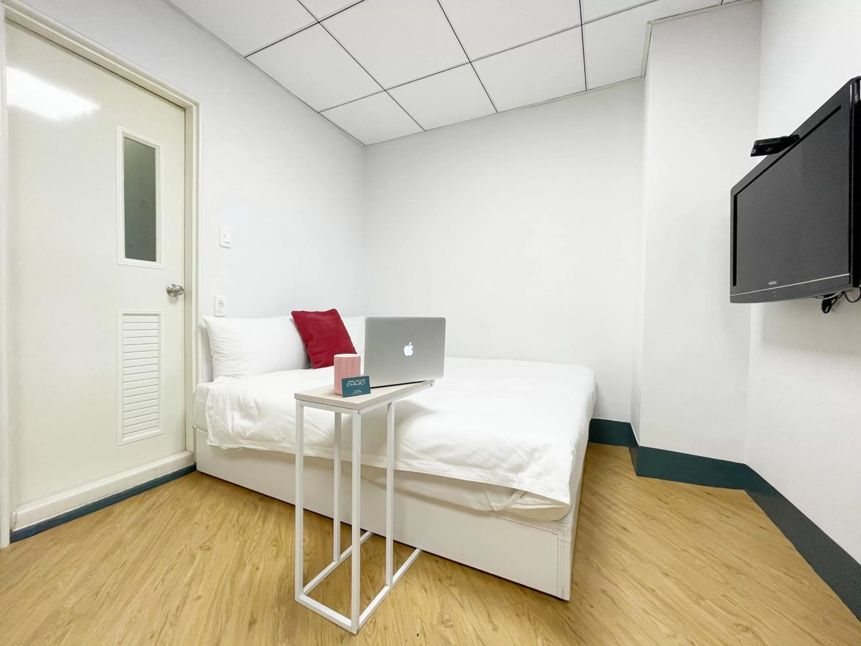 On site in Sharon Inn