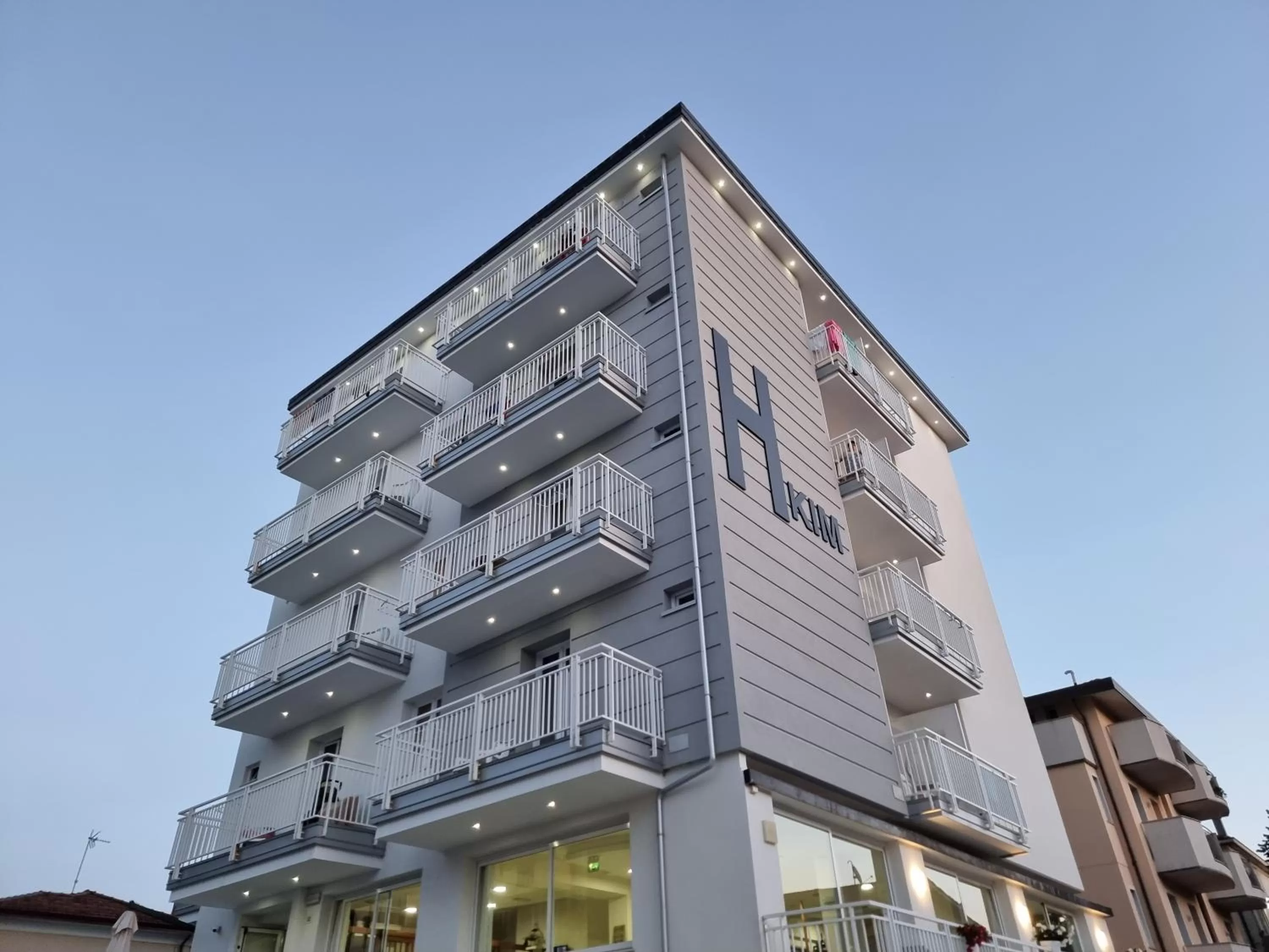 Property building in Hotel Kim