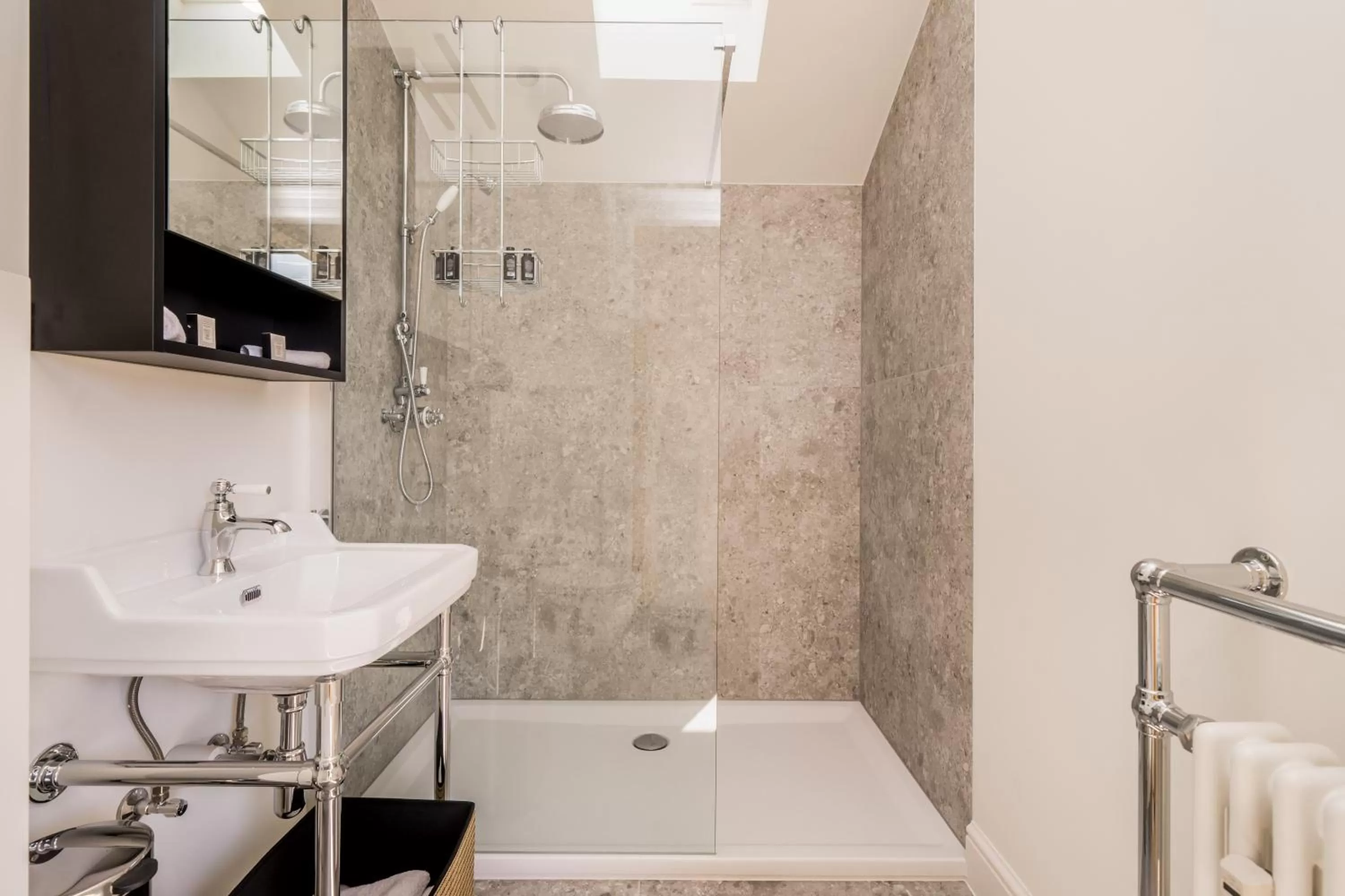 Shower in Quartier Le Sud