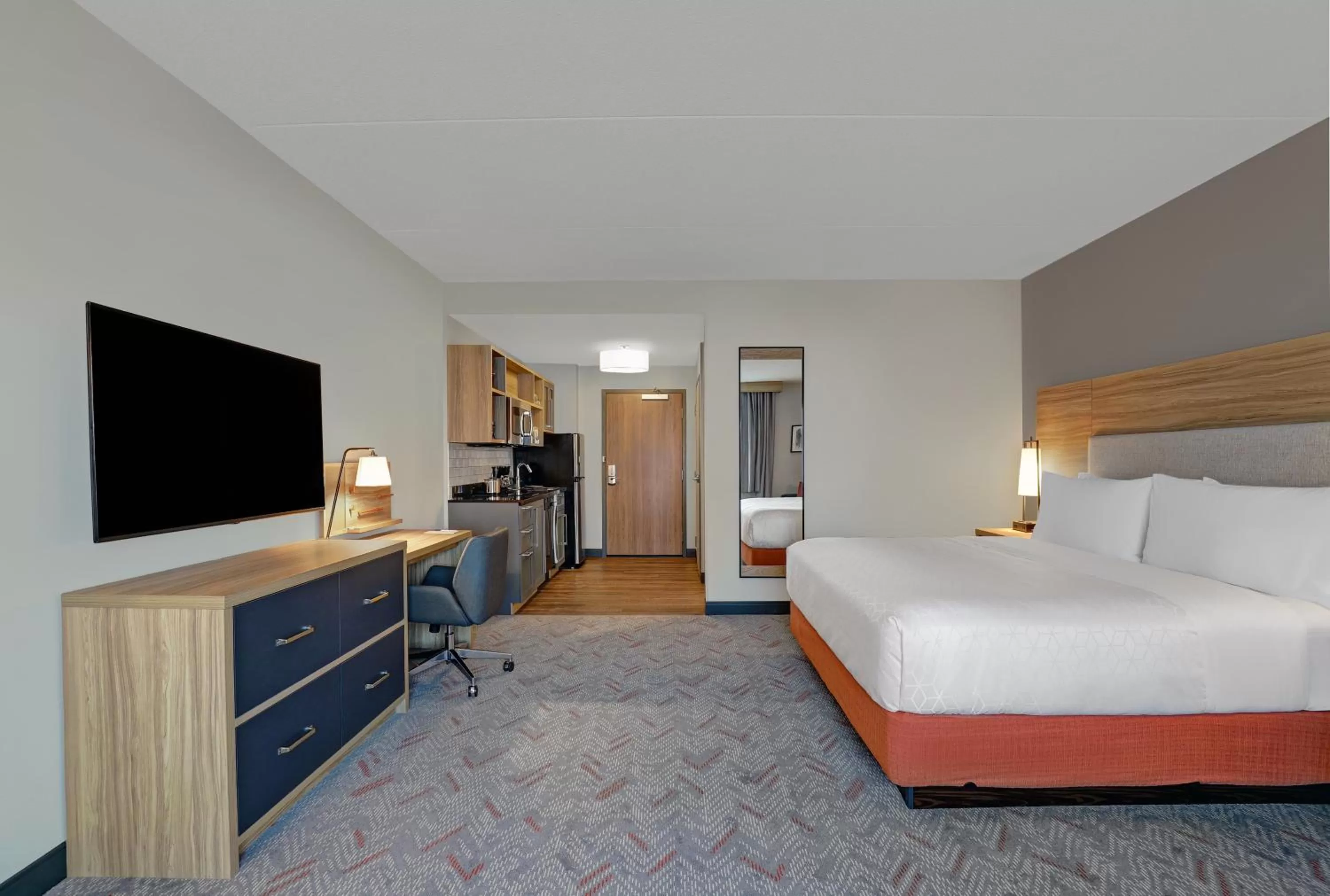 Photo of the whole room, Bed in Candlewood Suites - Kingston West by IHG