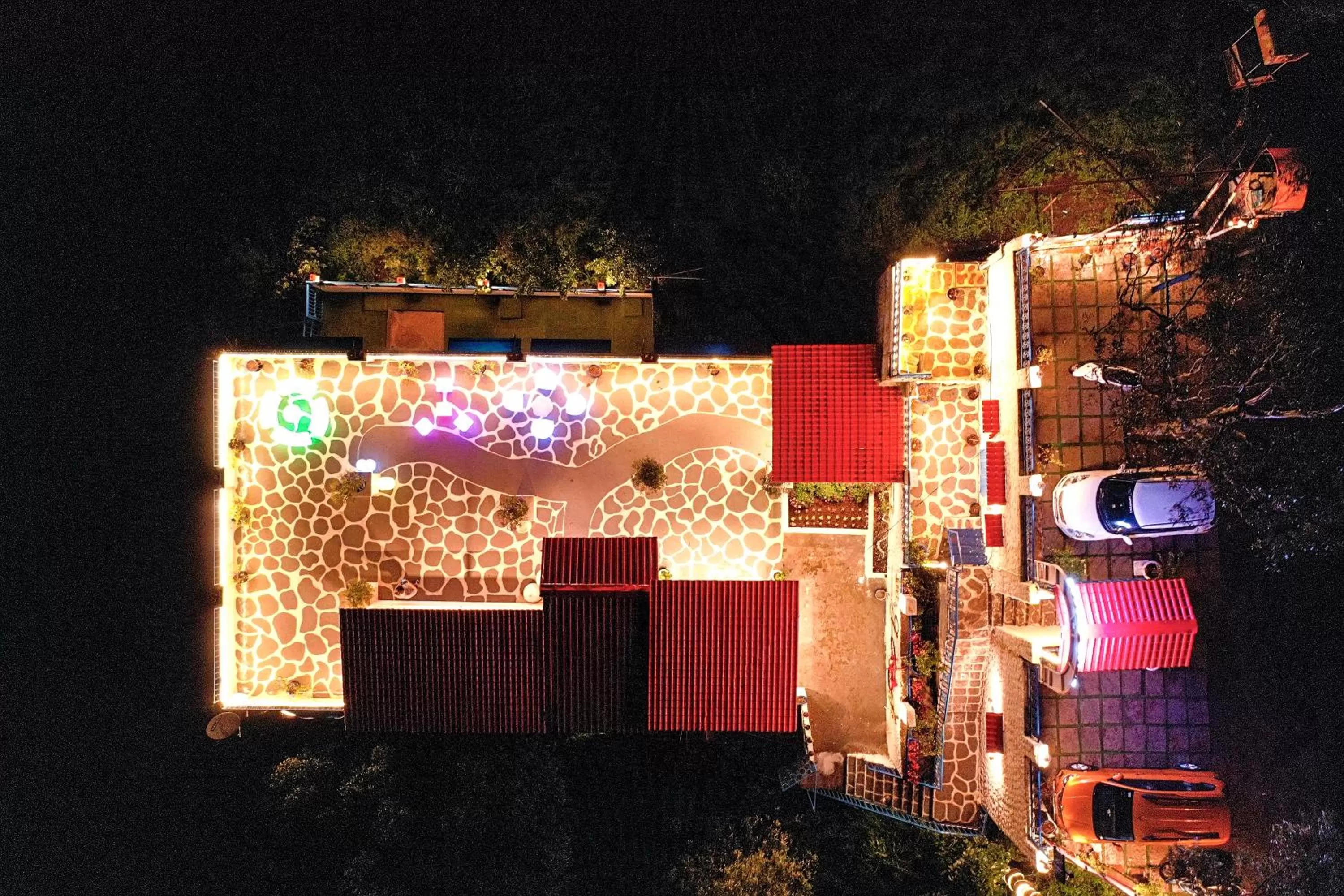 Night in Hotel Greek Glory