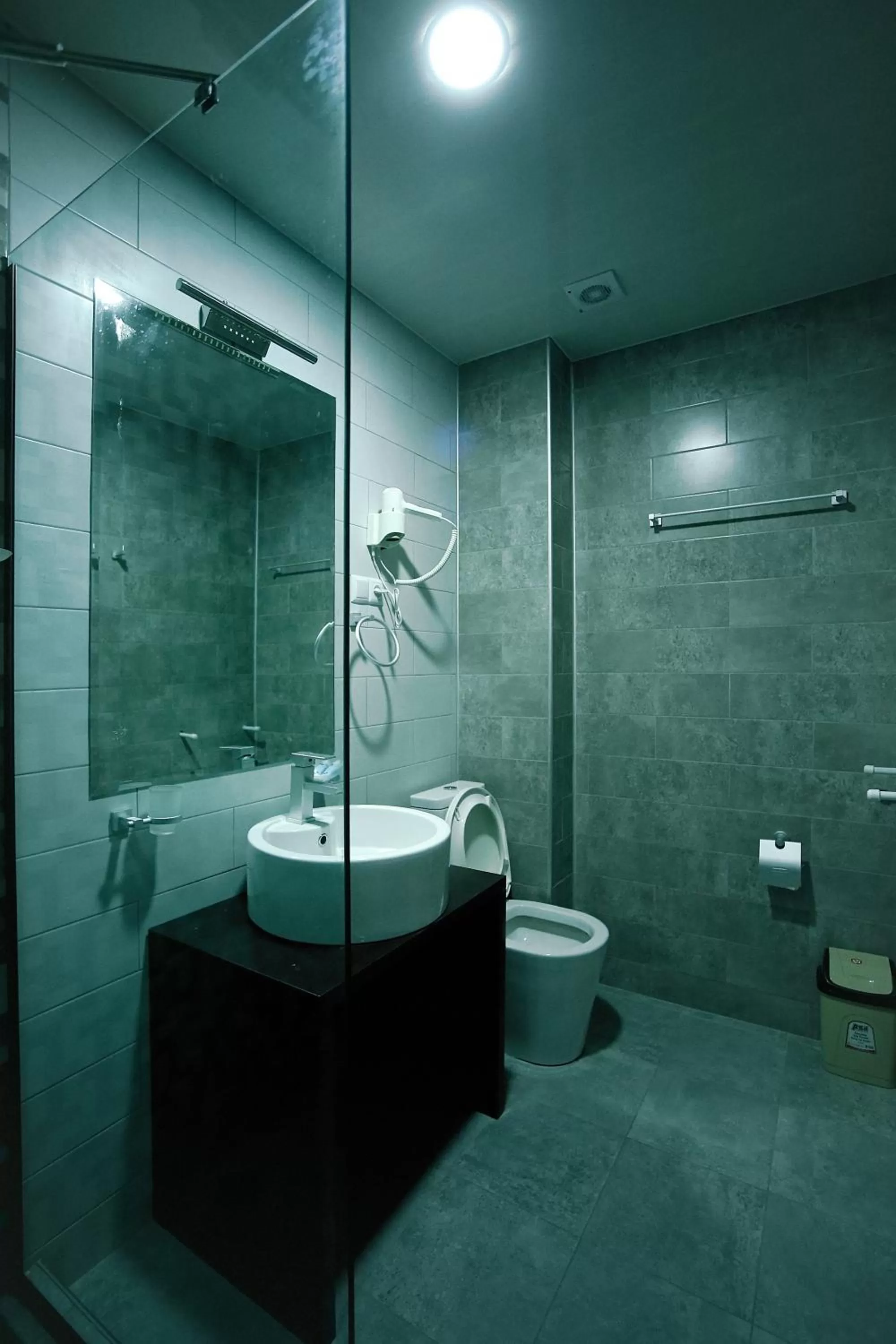 Shower in Hotel Rero