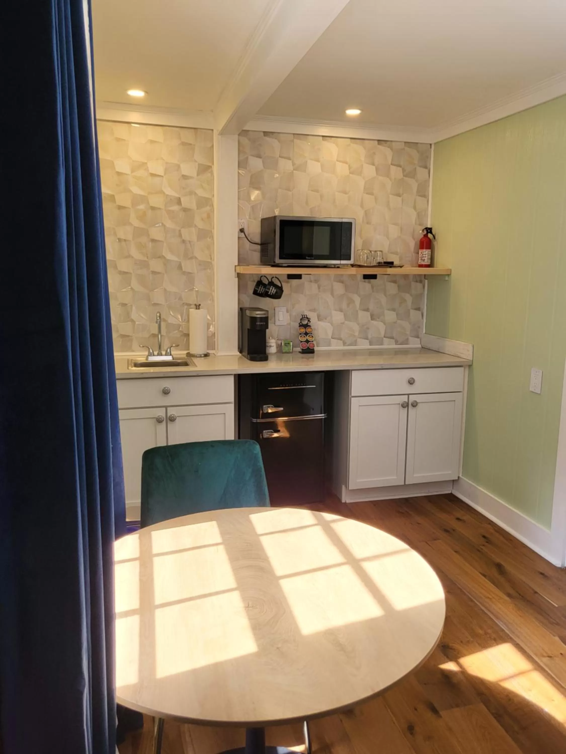 Kitchen or kitchenette in Thomas Weihs Haus