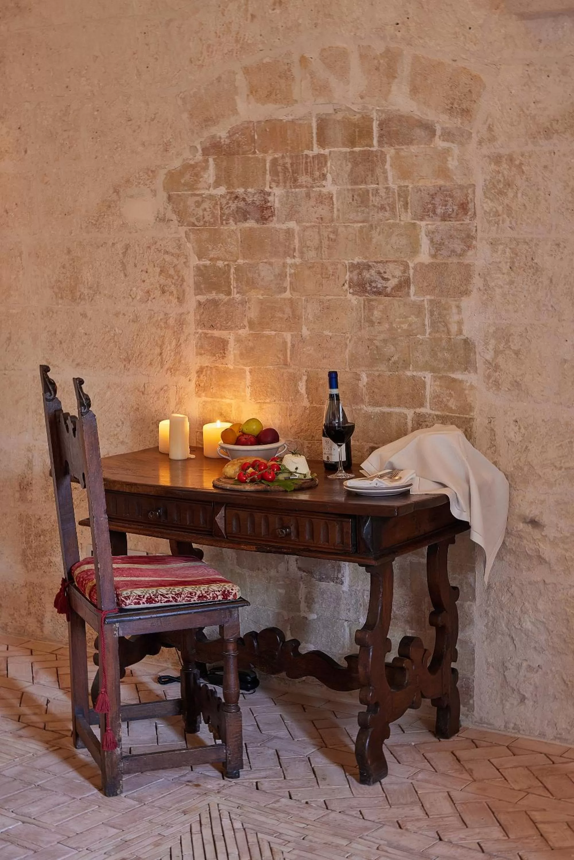 Food and drinks in Sextantio Le Grotte Della Civita