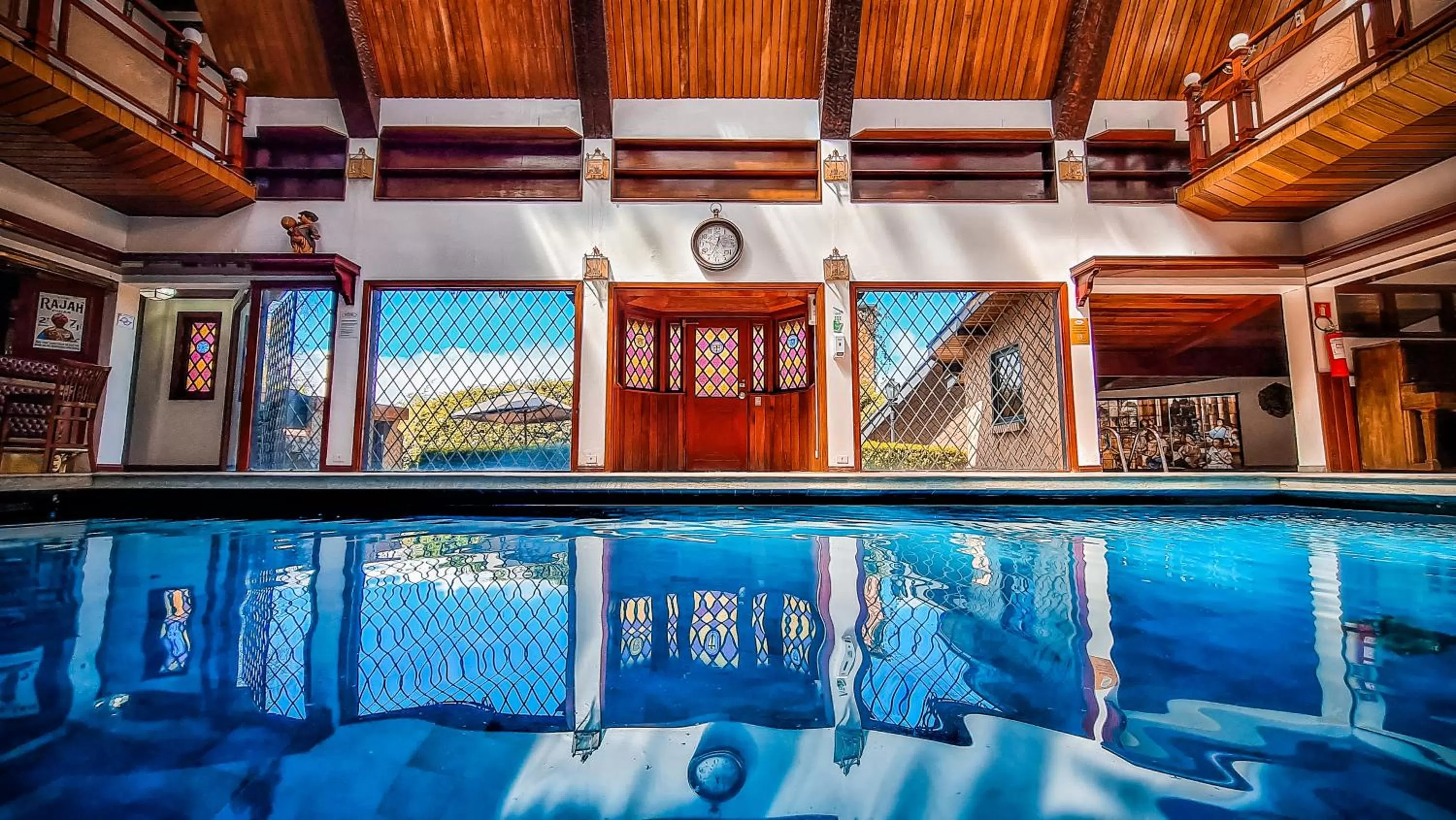 Pool view in Hotel Castelo Nacional Inn Campos do Jordão