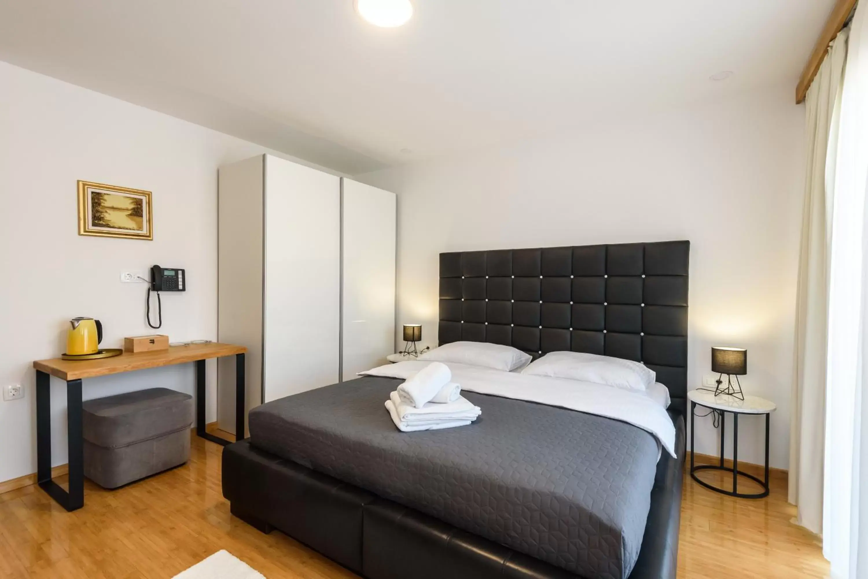 Deluxe Double Room with Balcony in Boutique rooms Kican Deluxe Double Room with Balcony in Boutique rooms Kican