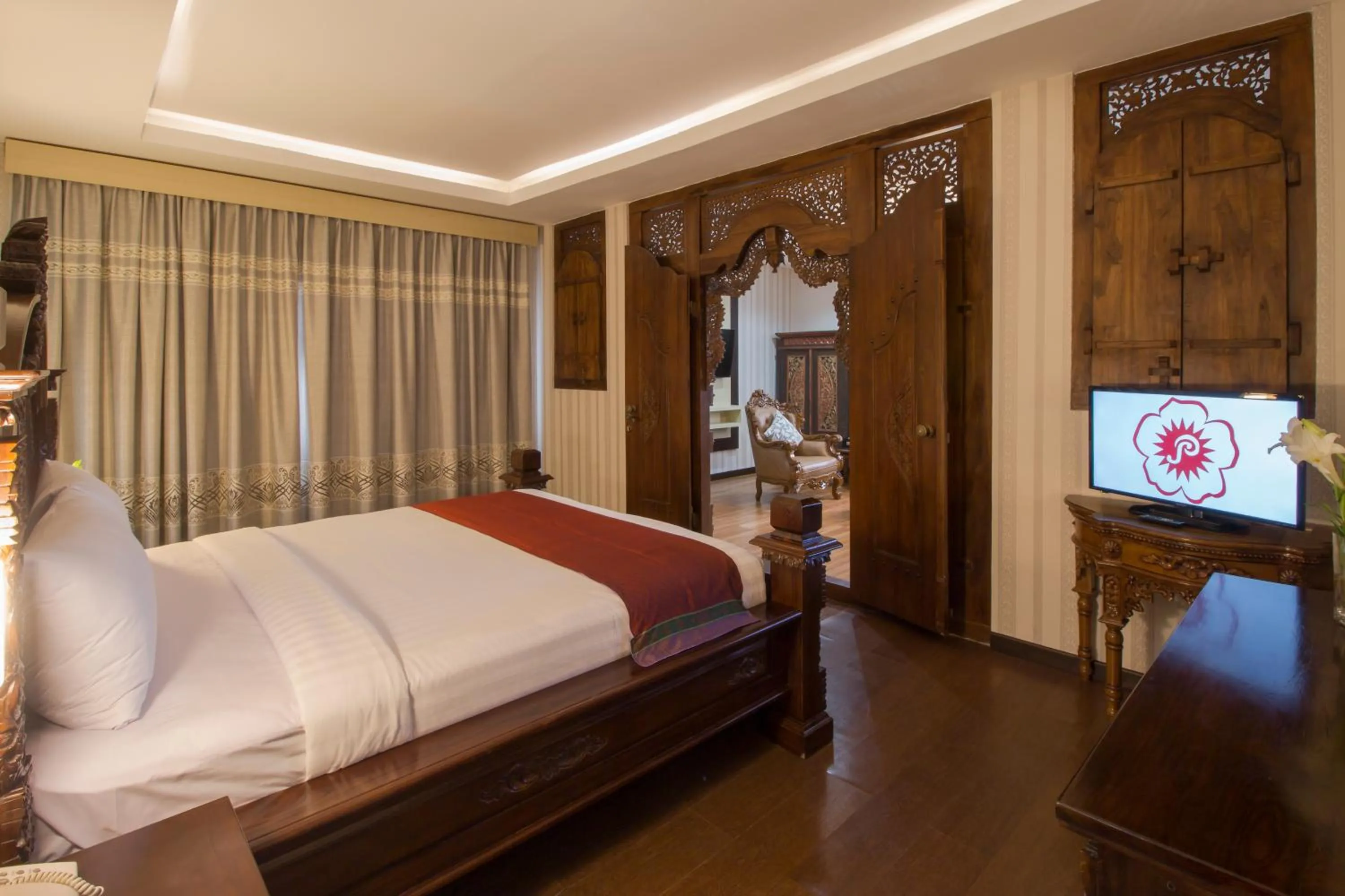 Bedroom, Bed in Grand Puri Saron Hotel Yogyakarta