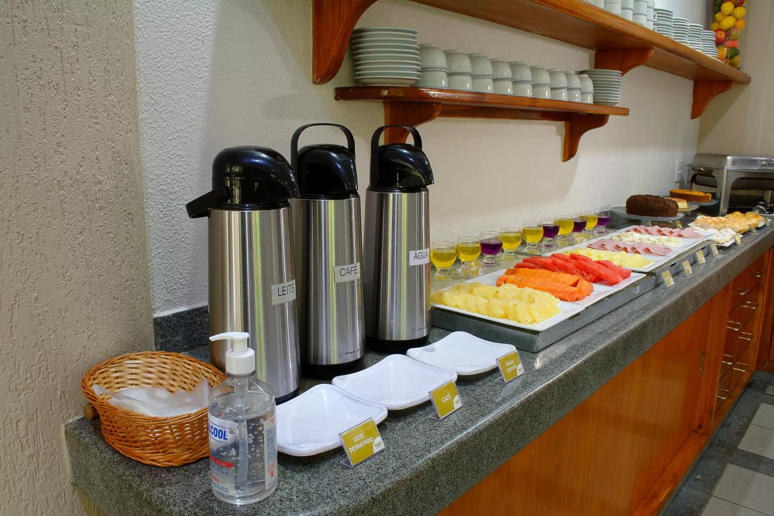Buffet breakfast in Fênix Hotel Limeira