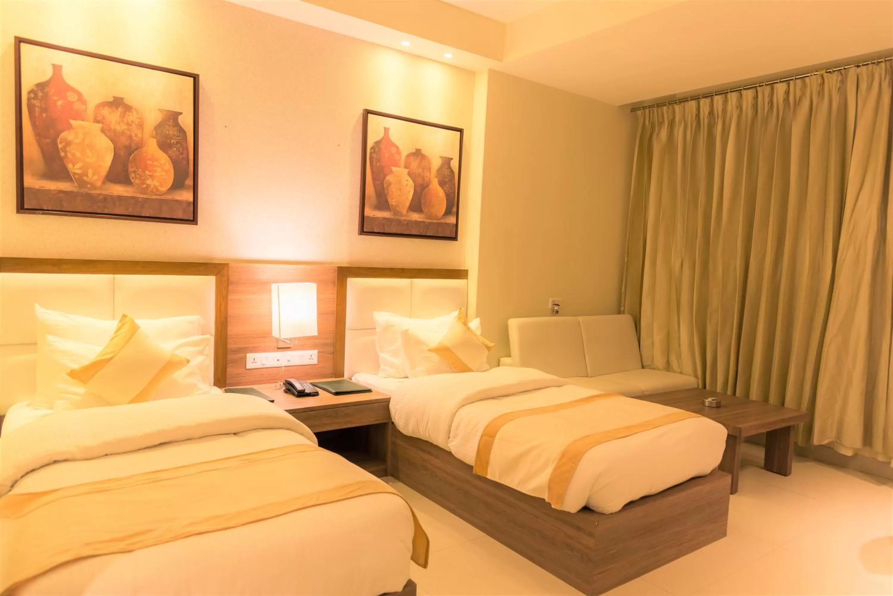 Bed in Sangai Continental (The Boutique Hotel)