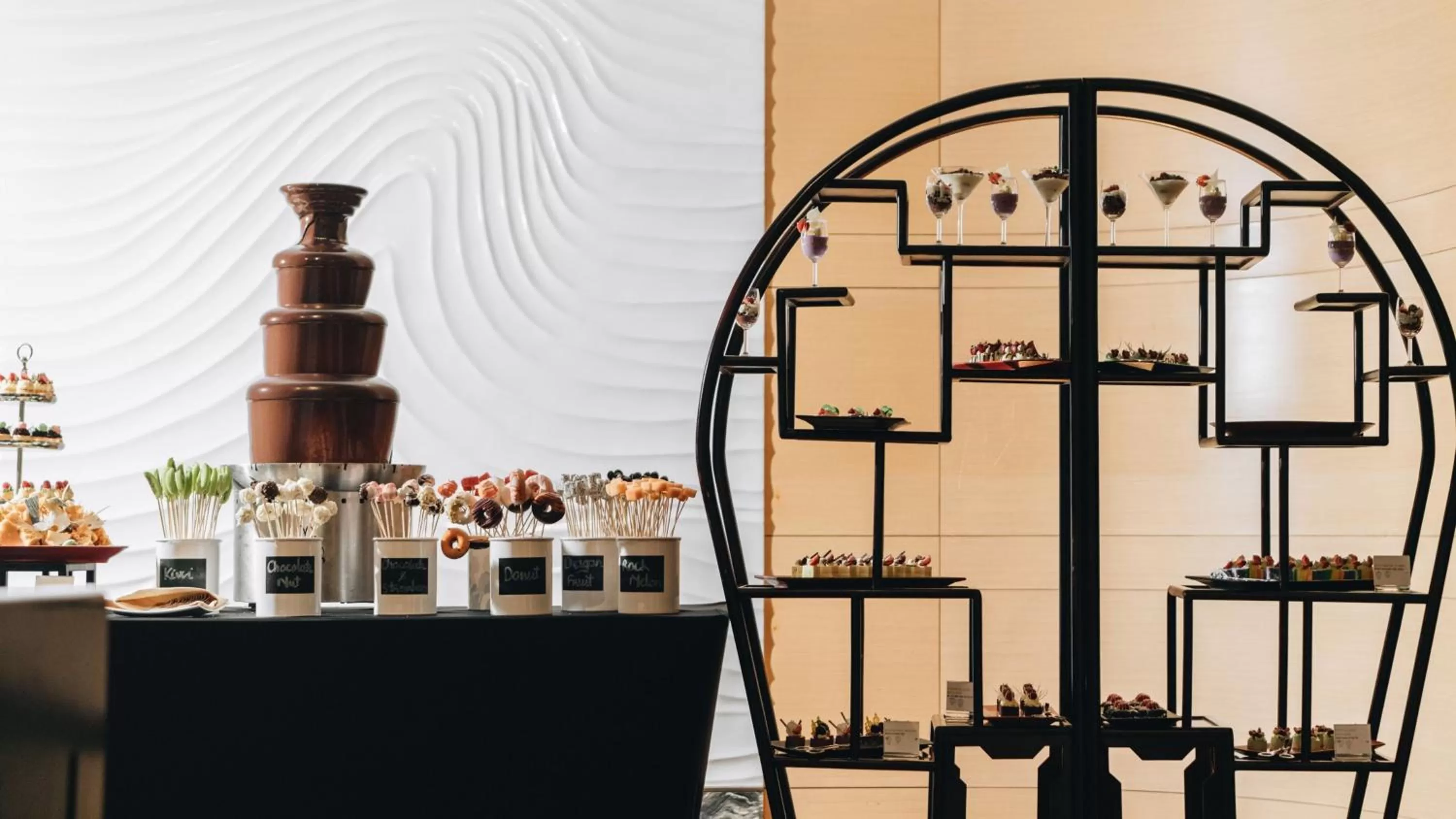 Restaurant/places to eat in InterContinental Residences Saigon, an IHG Hotel