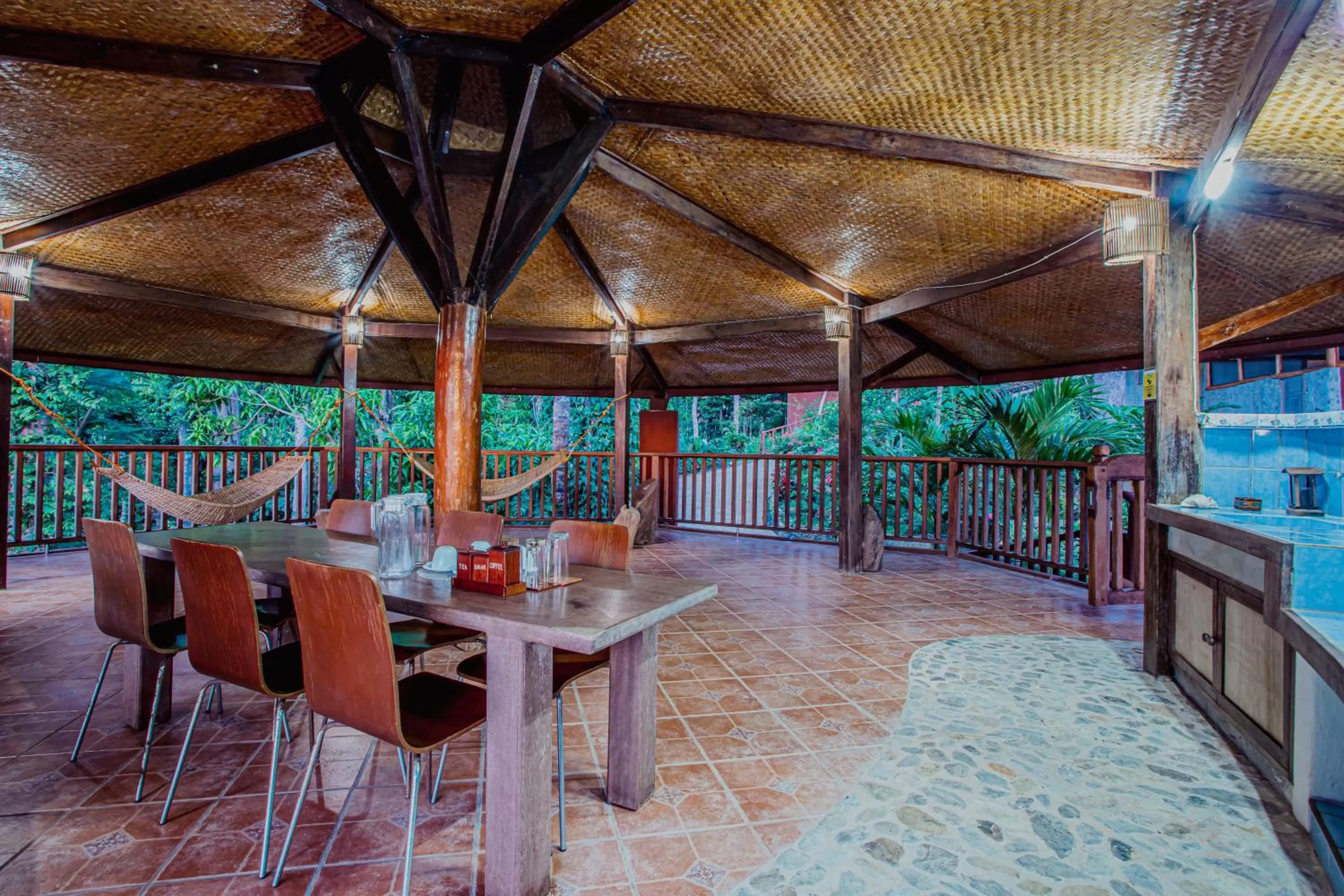 Balcony/Terrace in Atremaru Jungle Retreat