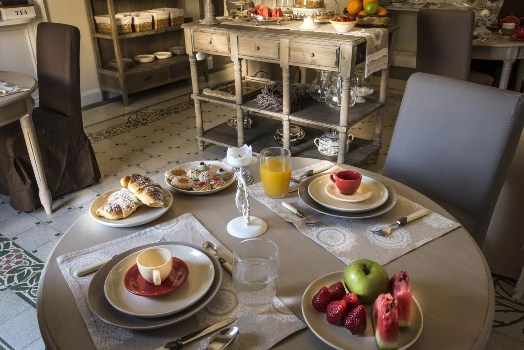 Dining area in Pane Amore e Marmellata
