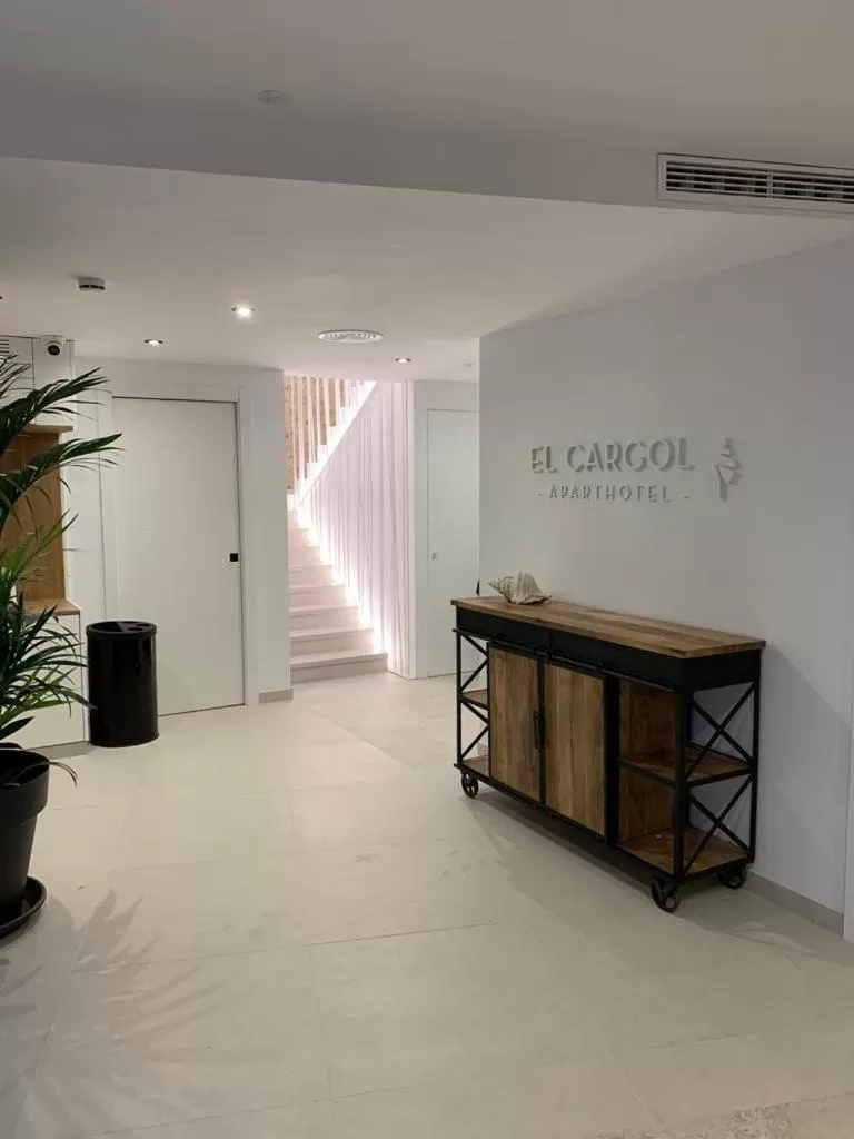 Aparthotel El Cargol