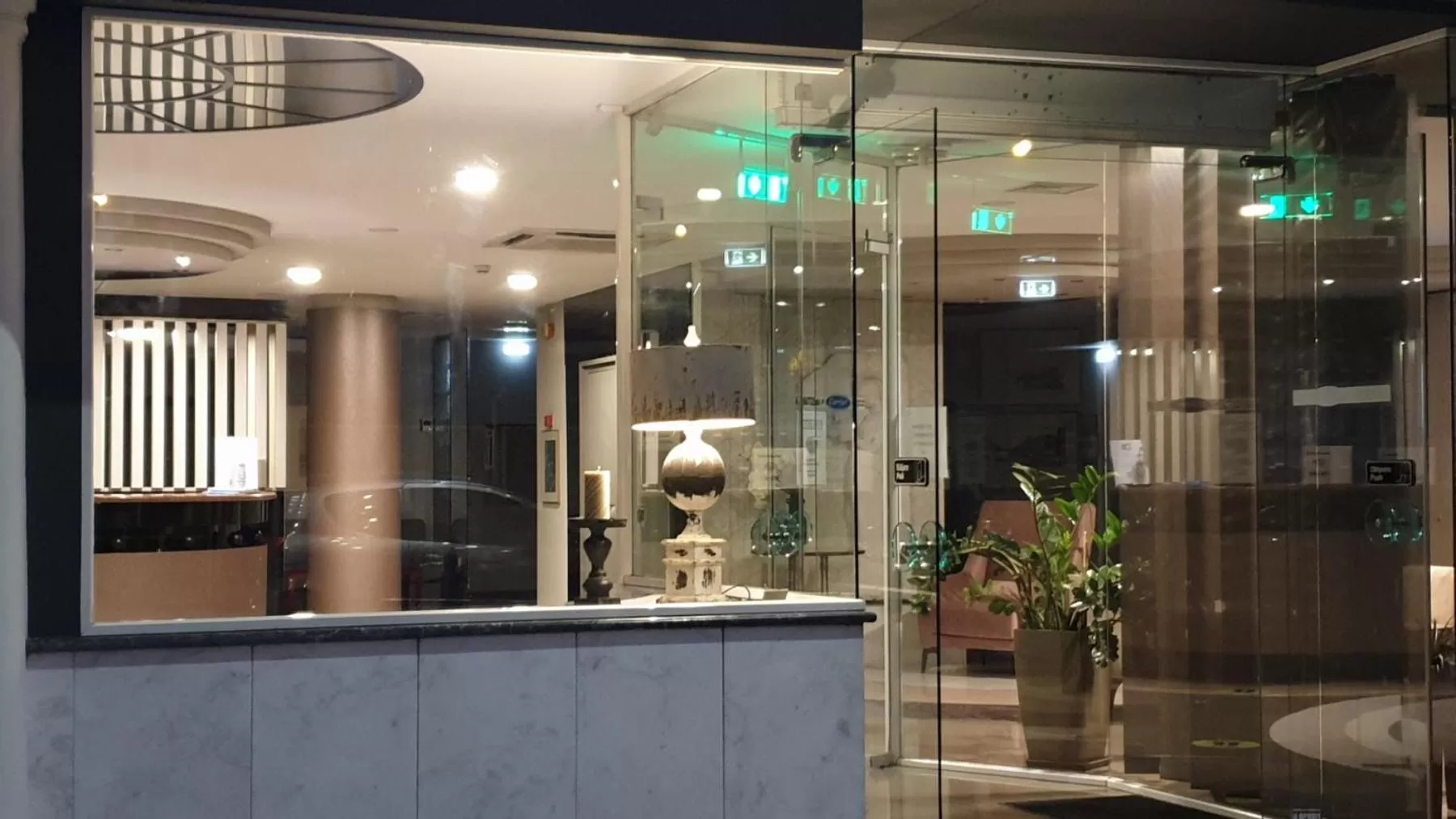 Property building, Bathroom in Esperia