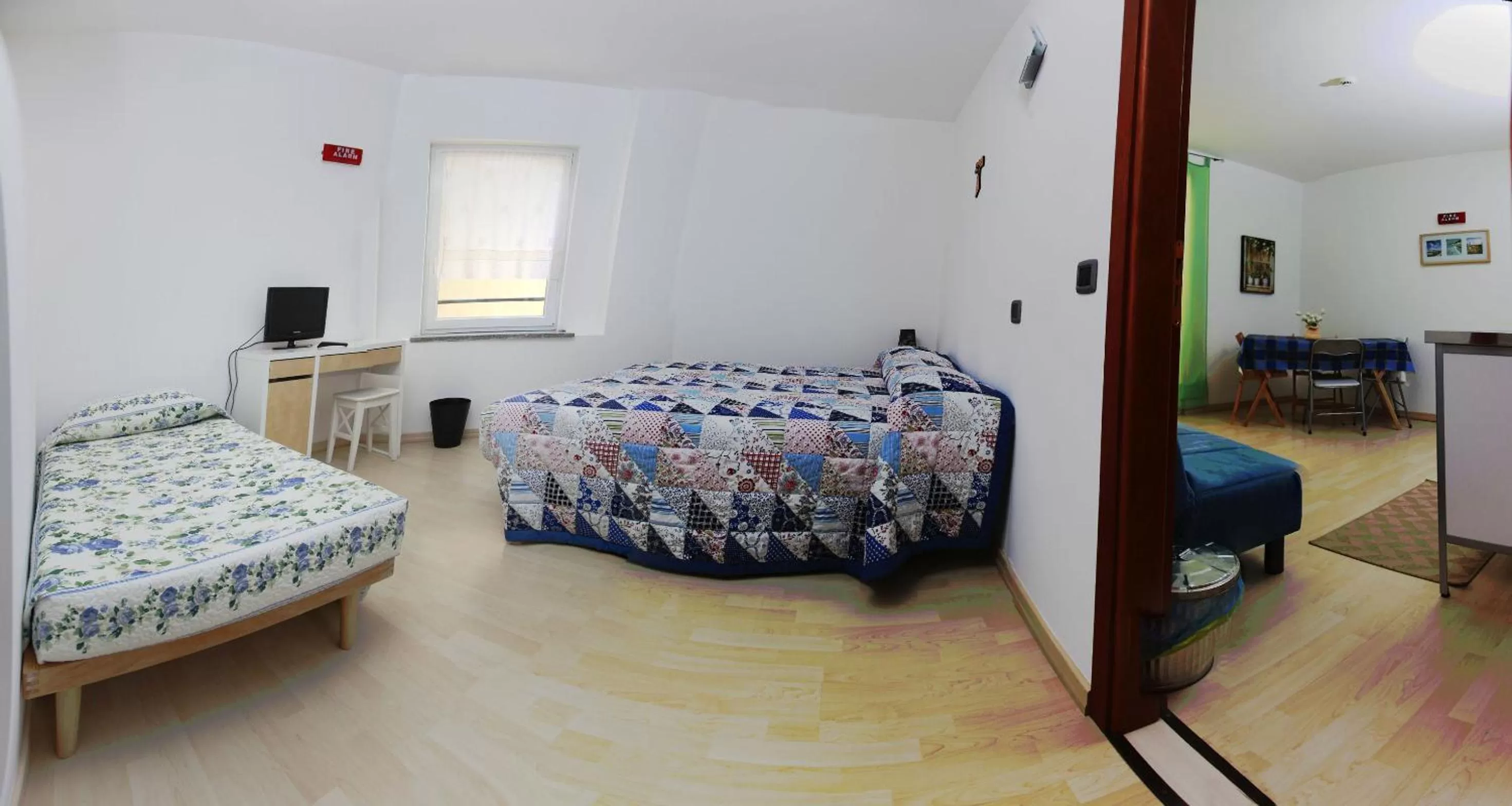 Bed in Apartment Lake Maggiore - ITALIA