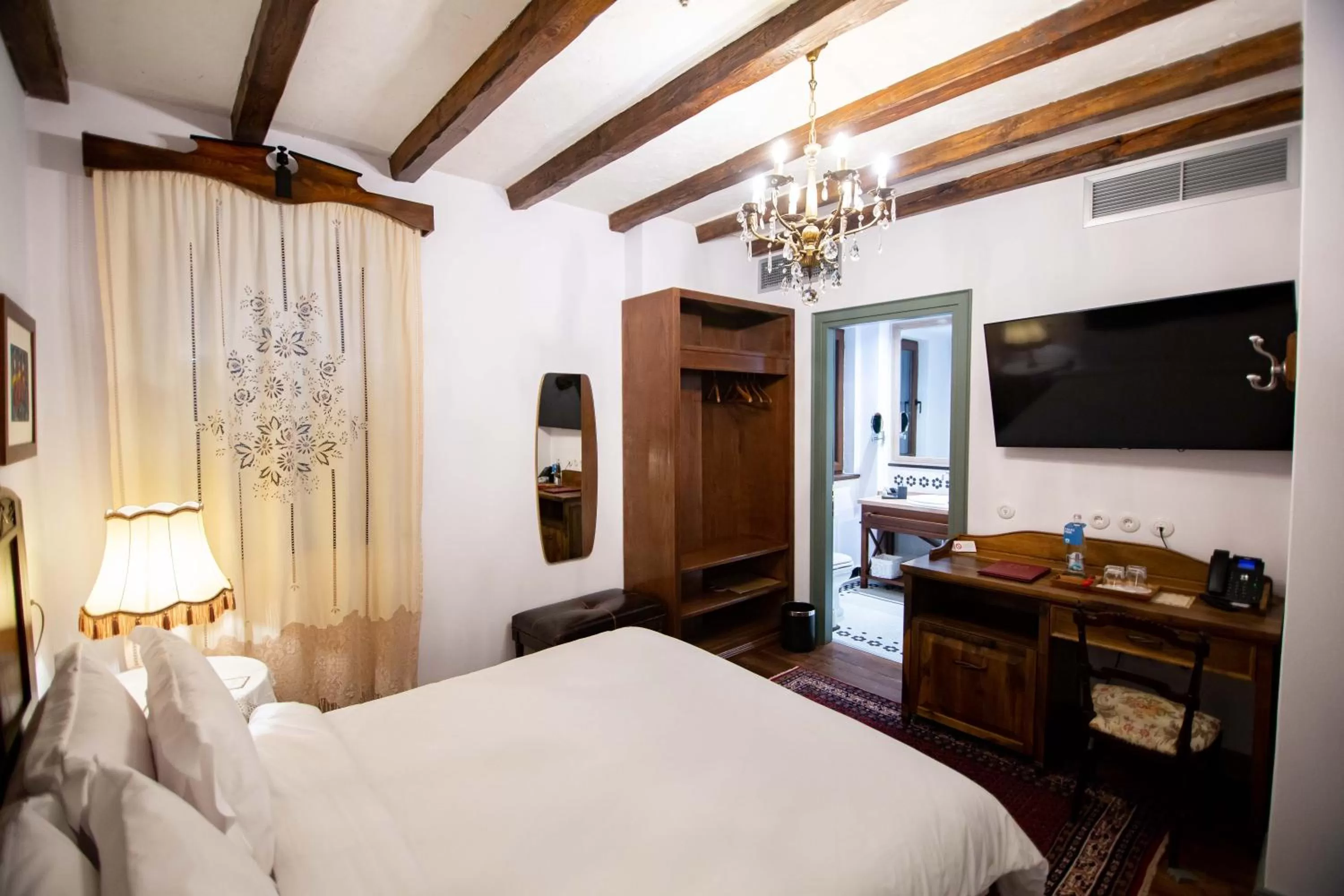 Bedroom, Bed in Vila Ebel Hotel Pool & Spa