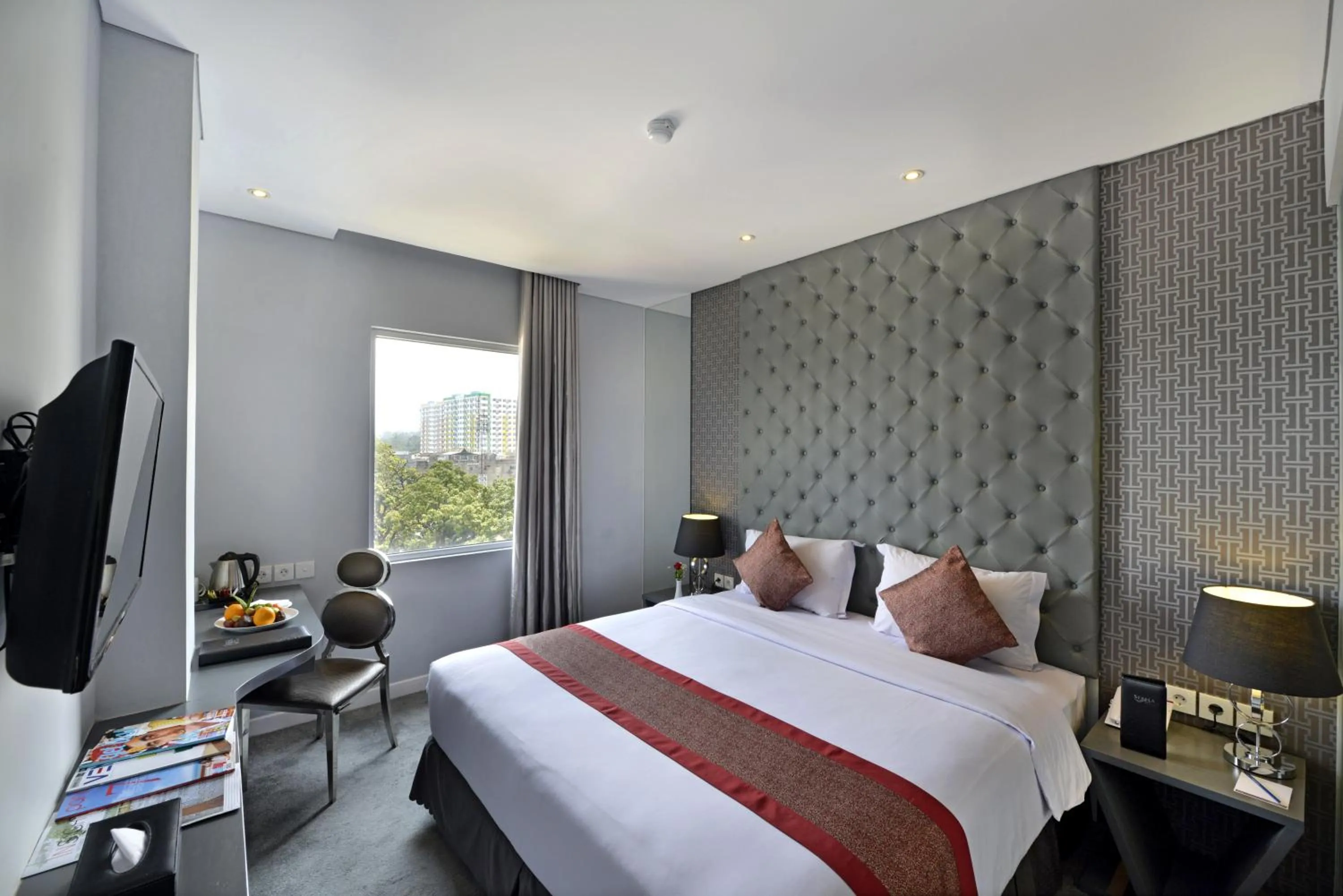 Bedroom, Bed in Serela Cihampelas by KAGUM Hotels