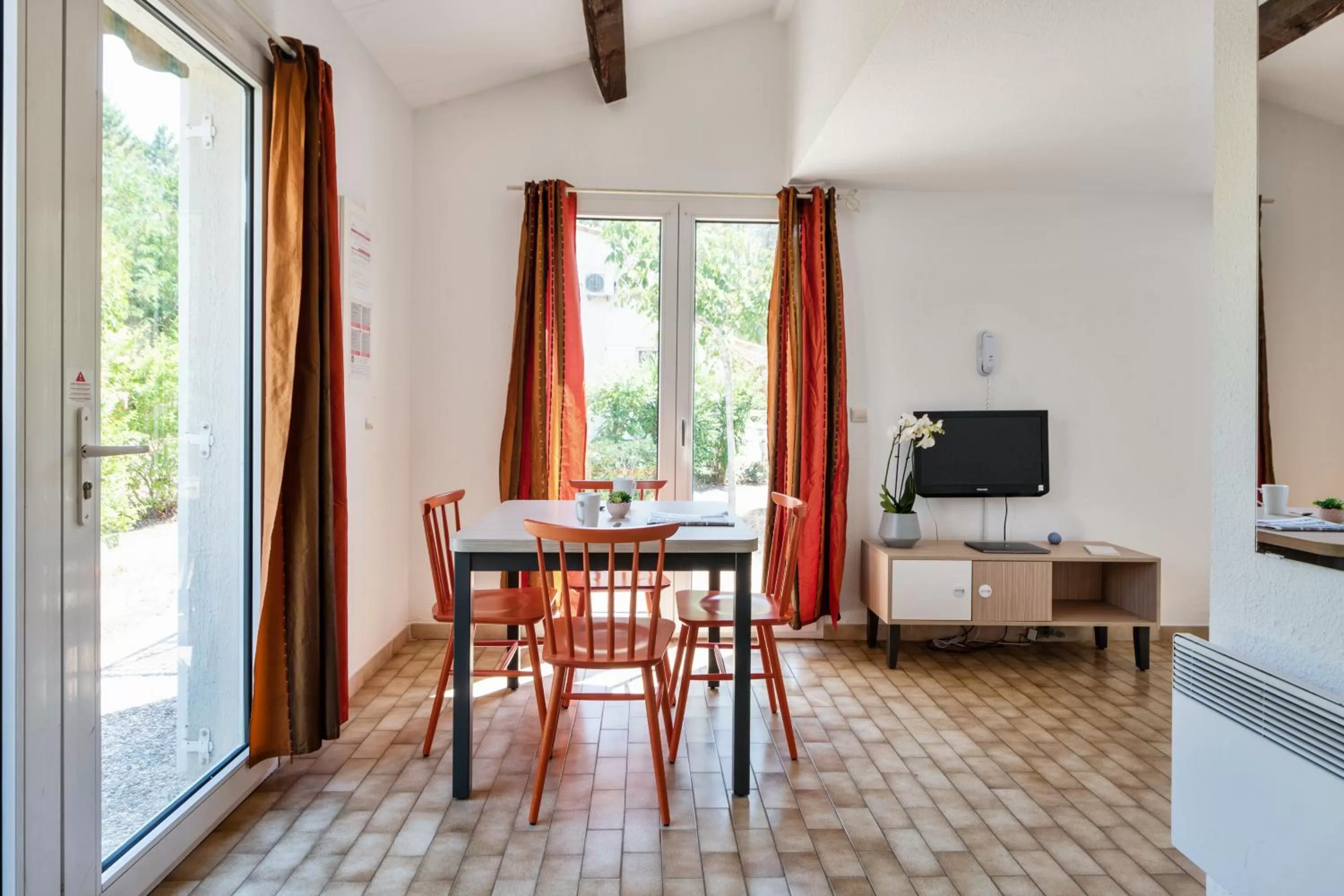 Living room in Comfort Aparthotel Mandelieu la Napoule Village