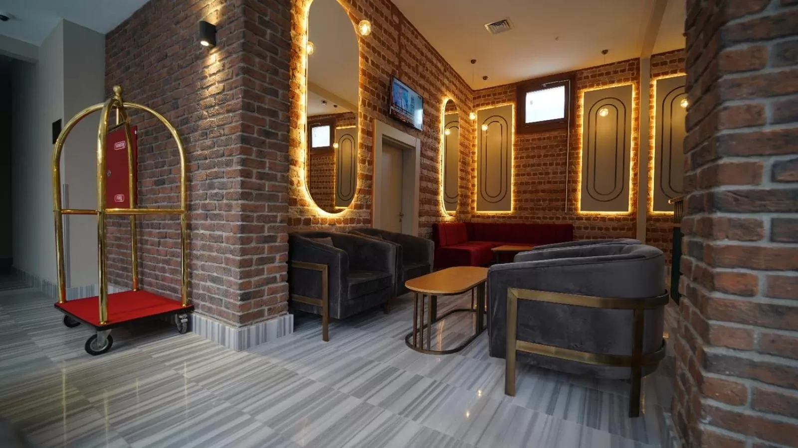 Lobby or reception in Grand Sirkeci Hotel