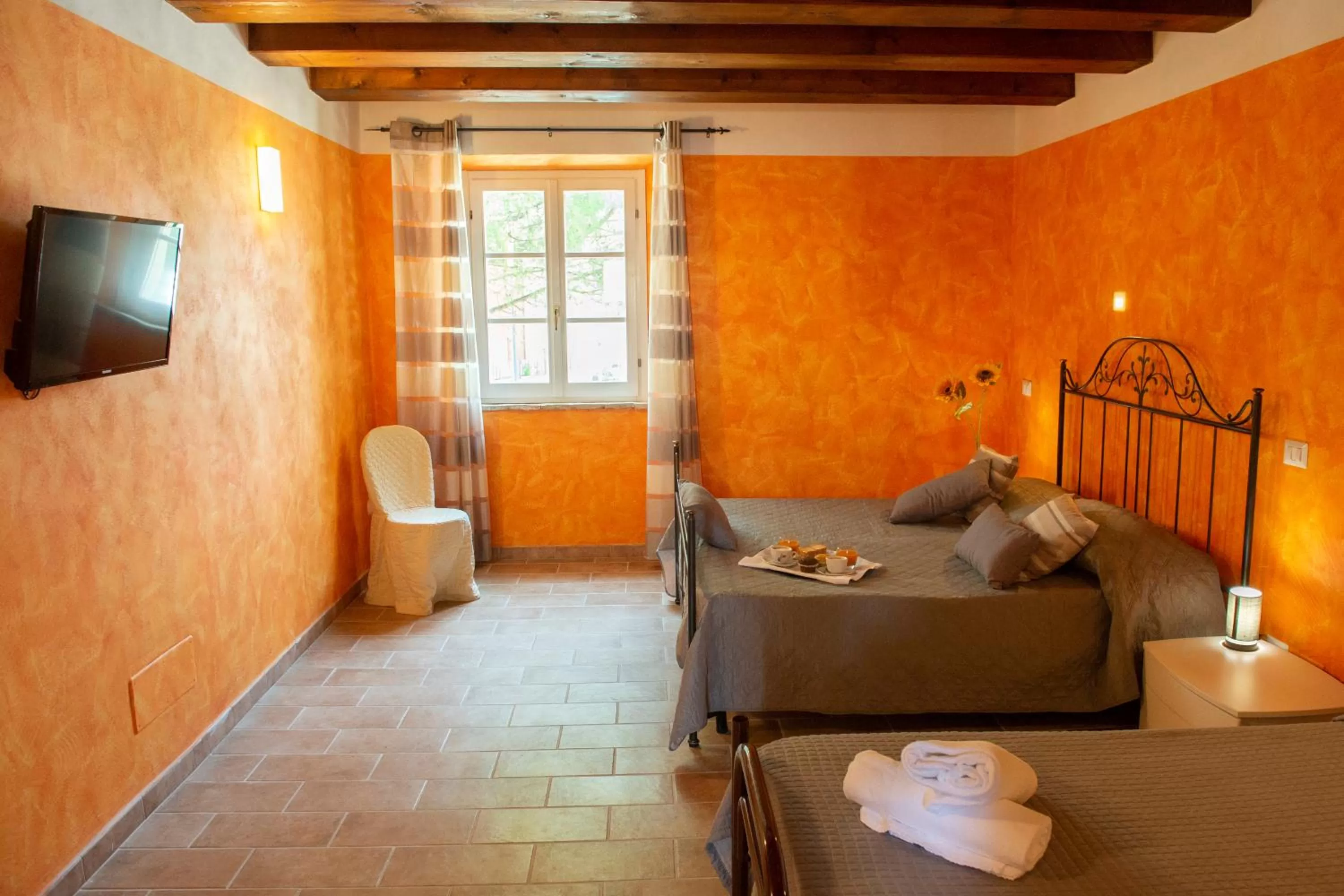 Photo of the whole room, Bed in Tenuta Villa Colle Sereno