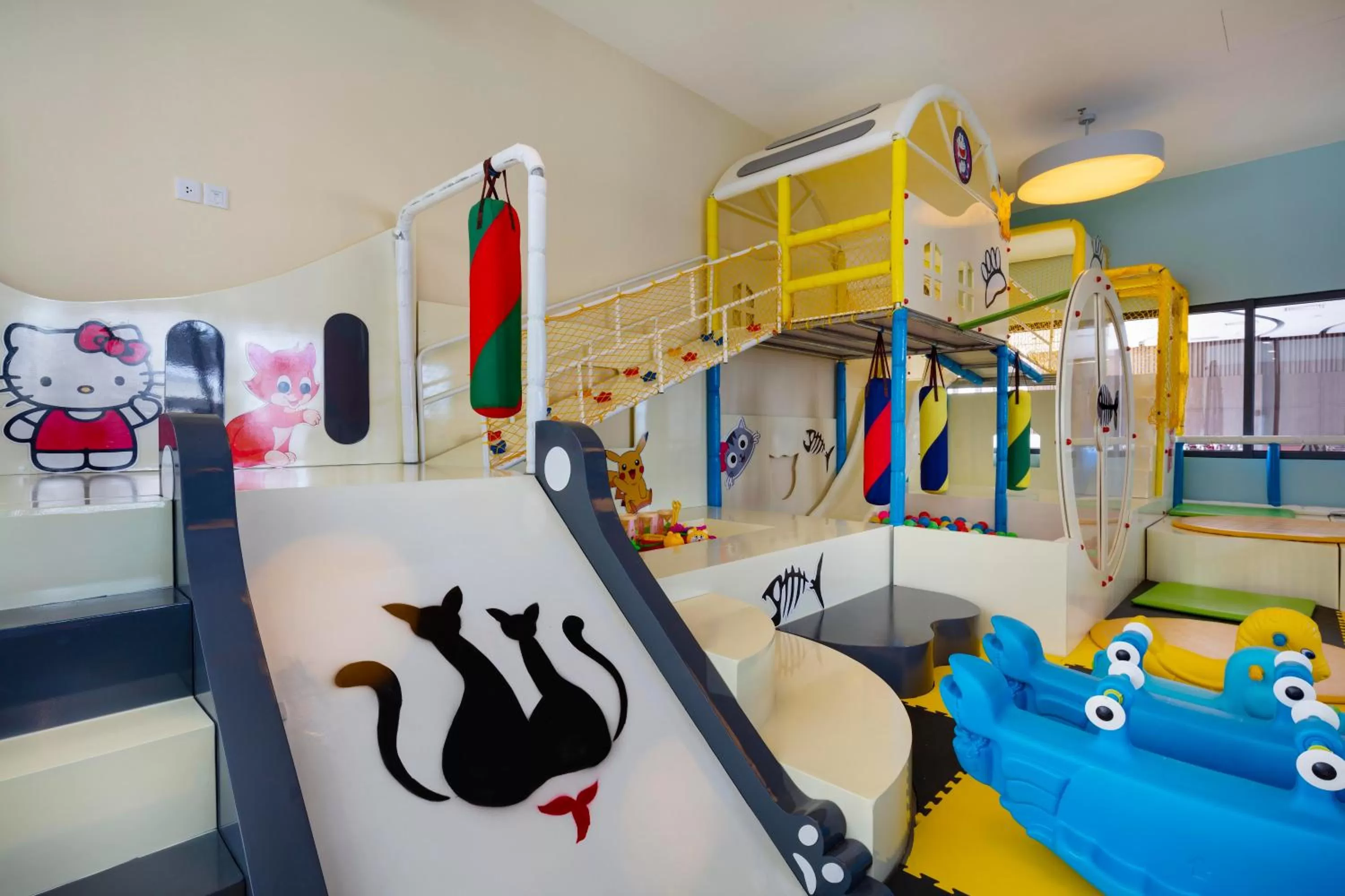 Kids's club, Bed in DQua Hotel