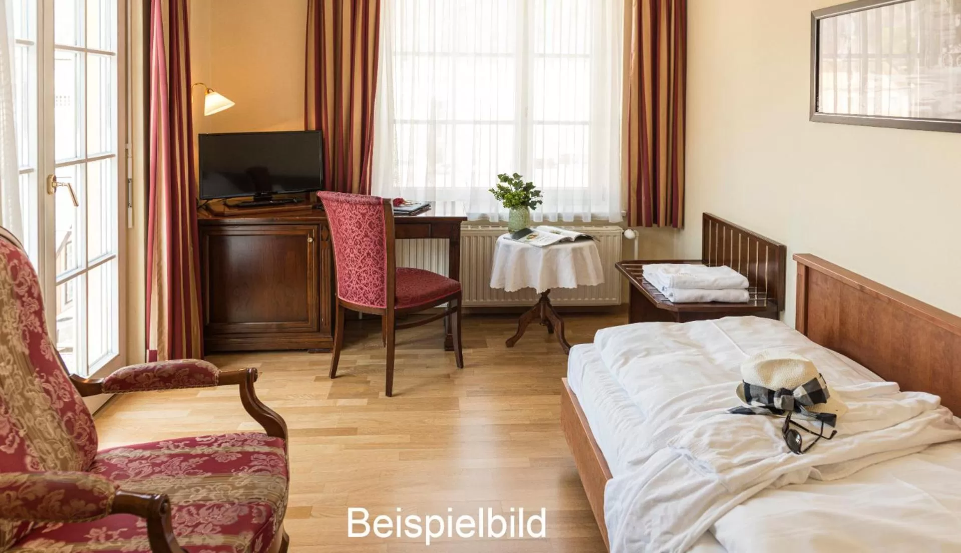 Photo of the whole room, Bed in Hotel Goldener Ochs