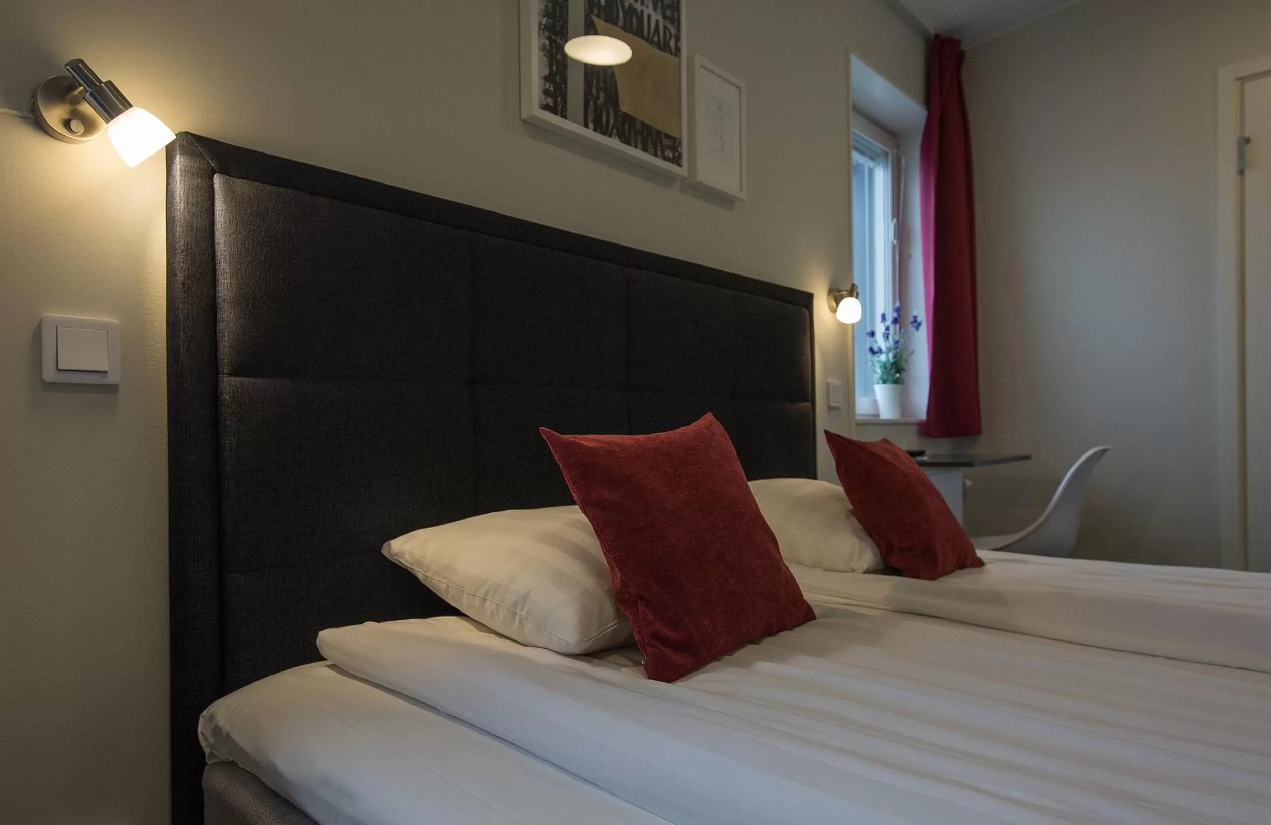 Photo of the whole room, Bed in Hotell Eken Mölndal