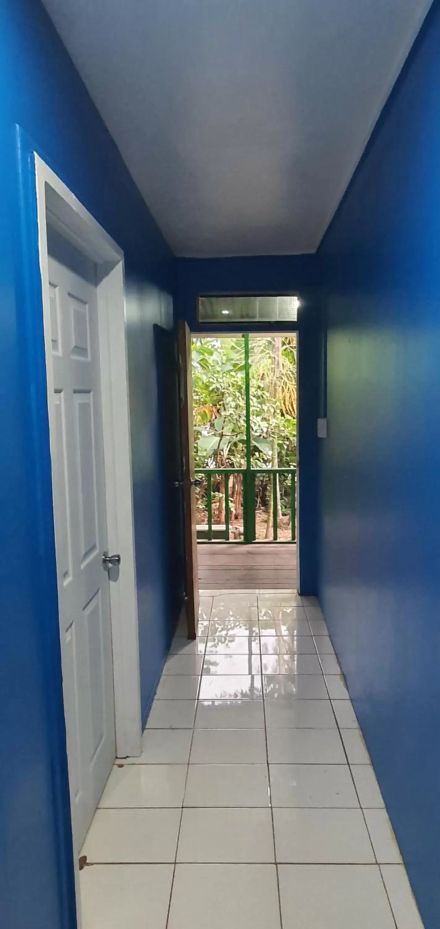 Property building in Lynn's Getaway Hotel