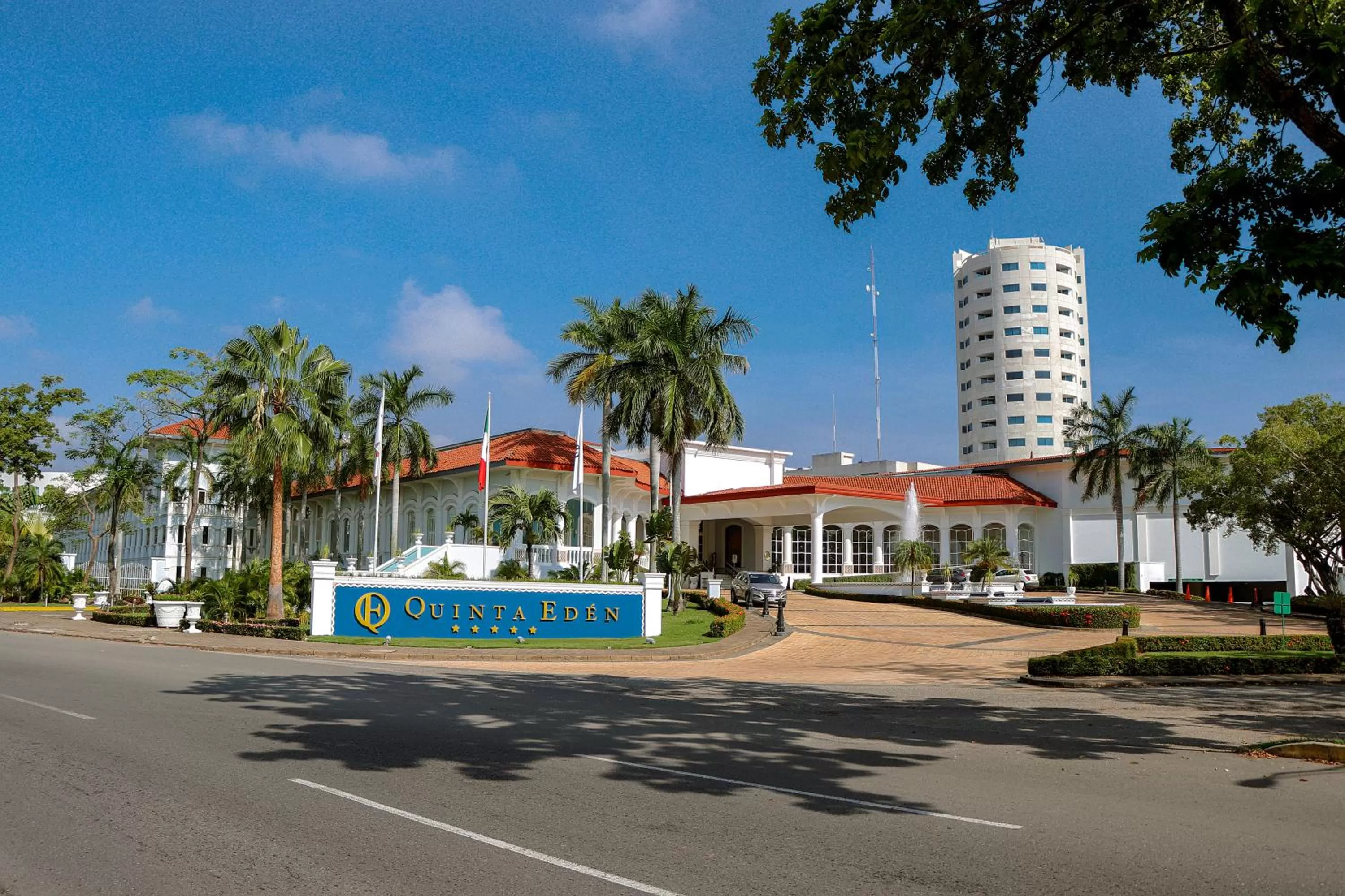 Facade/entrance in Quinta Edén Villahermosa