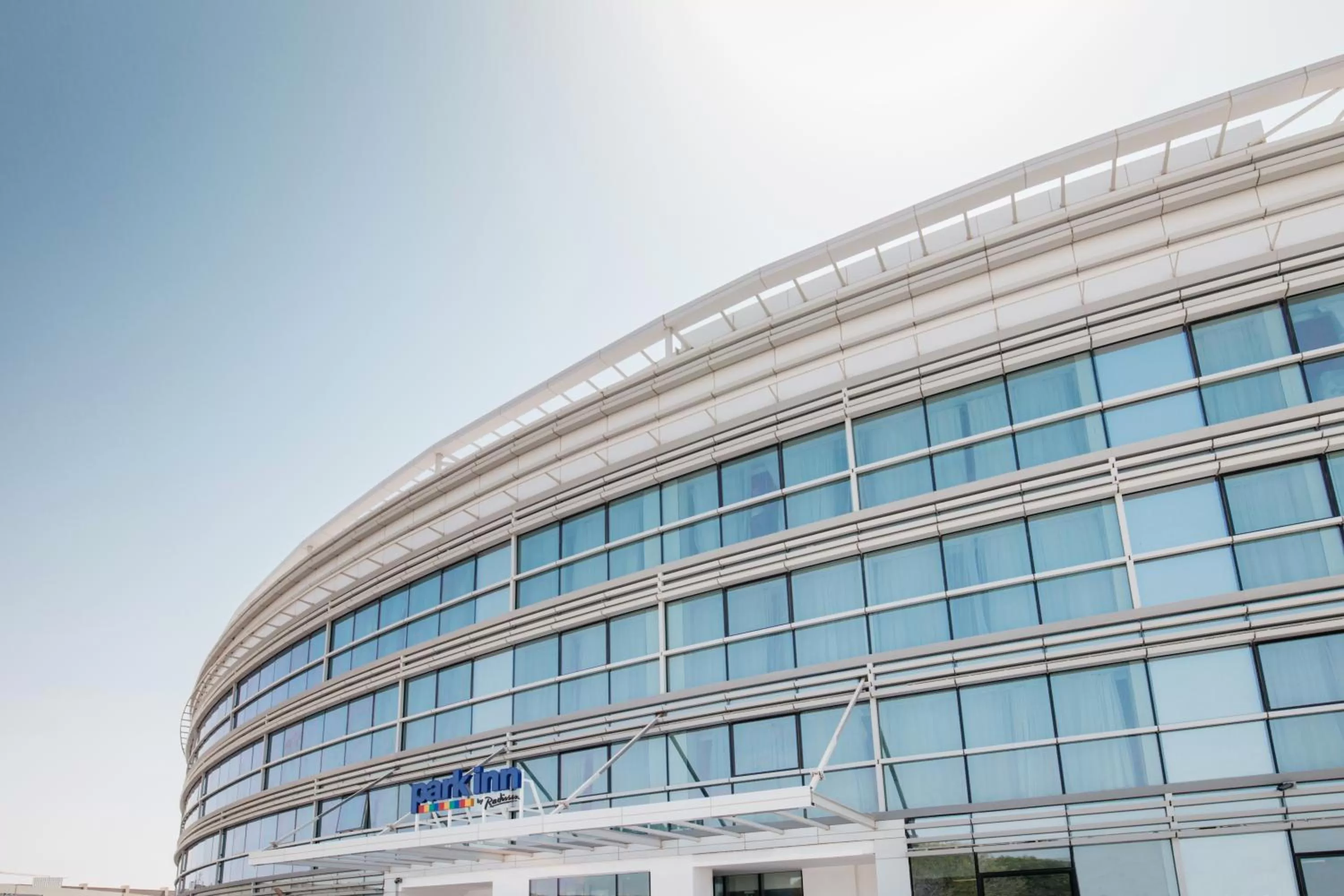 Facade/entrance in Park Inn by Radisson Dubai Motor City