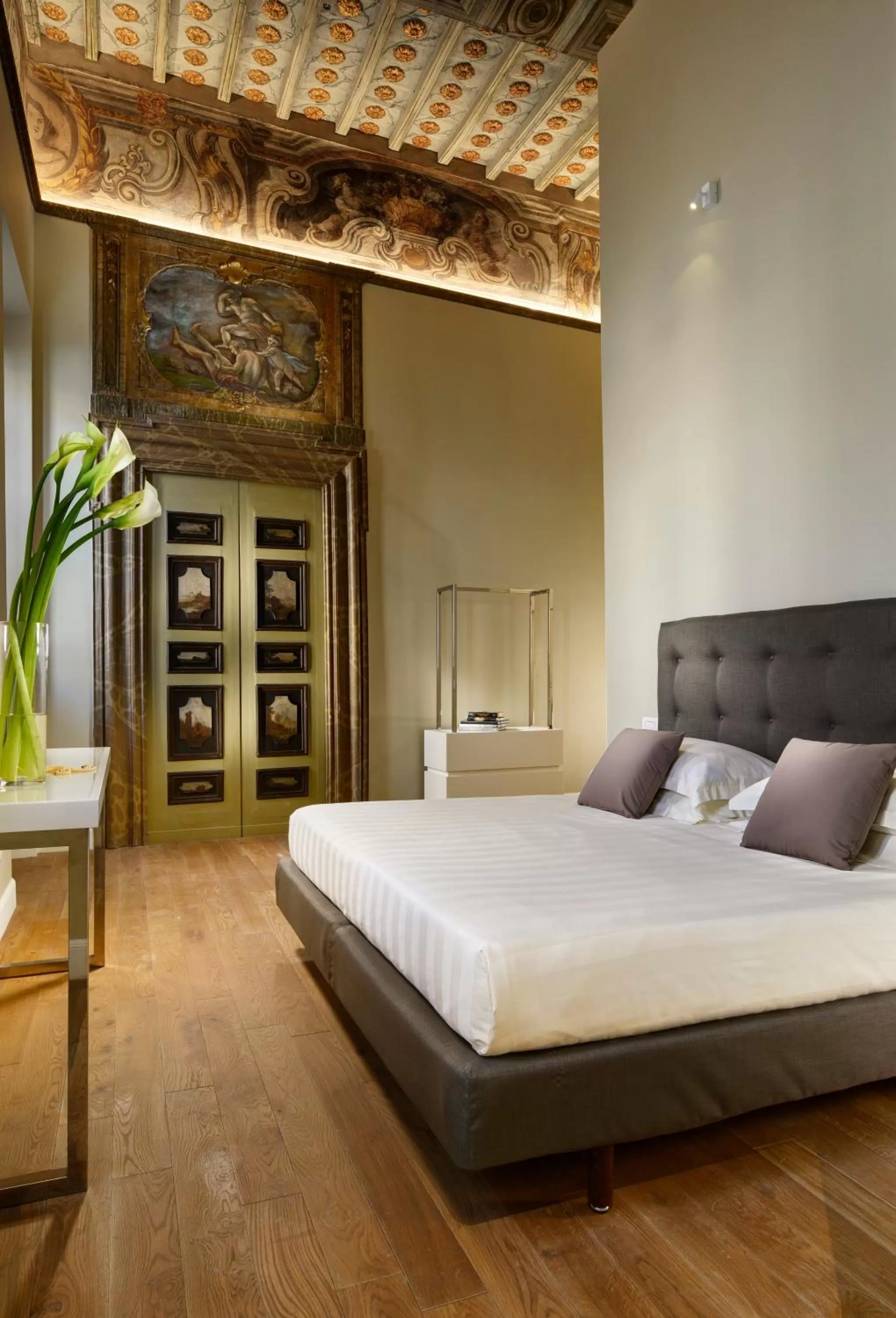 Bedroom, Bed in Locanda della Posta, Boutique Hotel