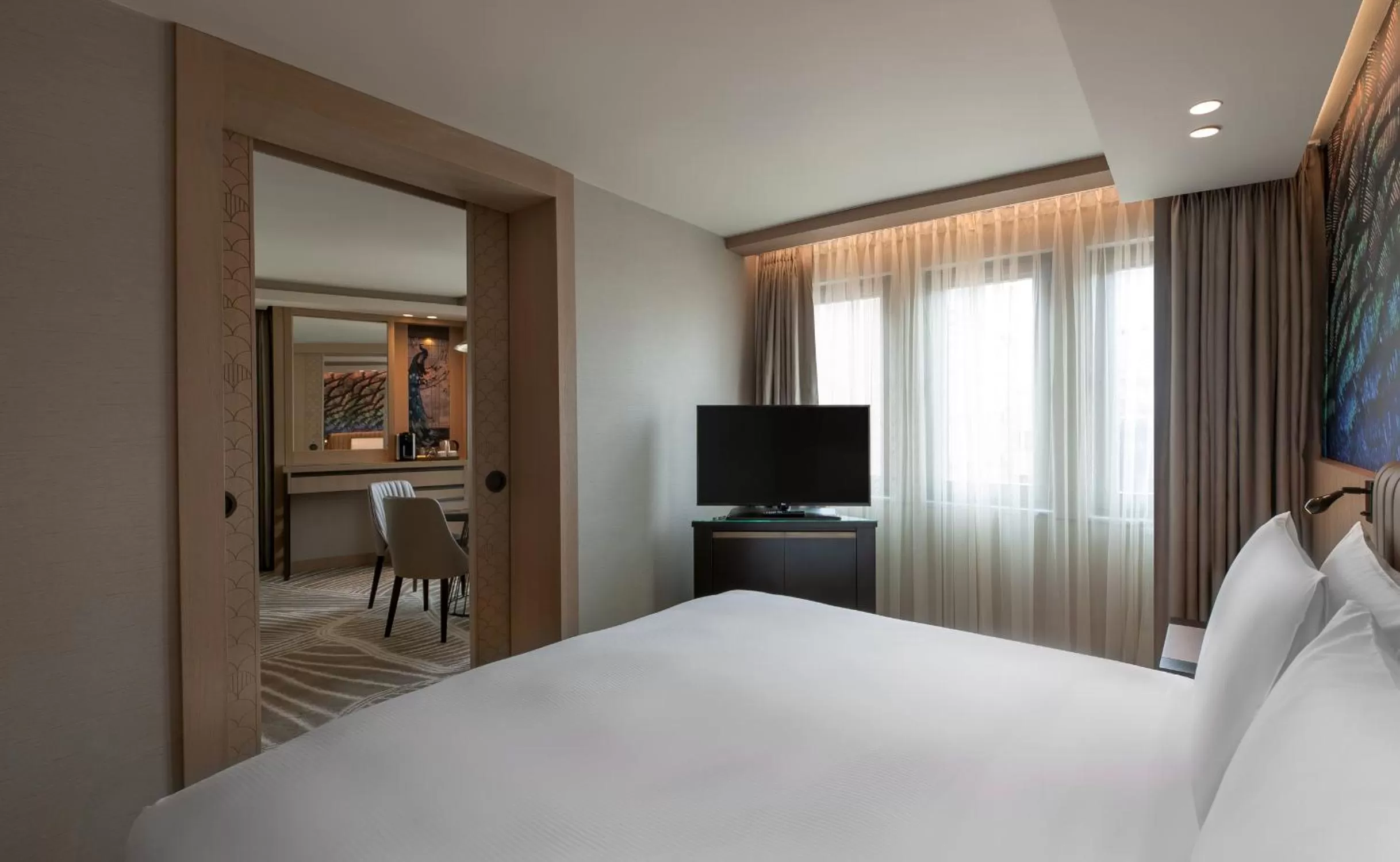 Photo of the whole room, Bed in DoubleTree by Hilton Istanbul - Sirkeci