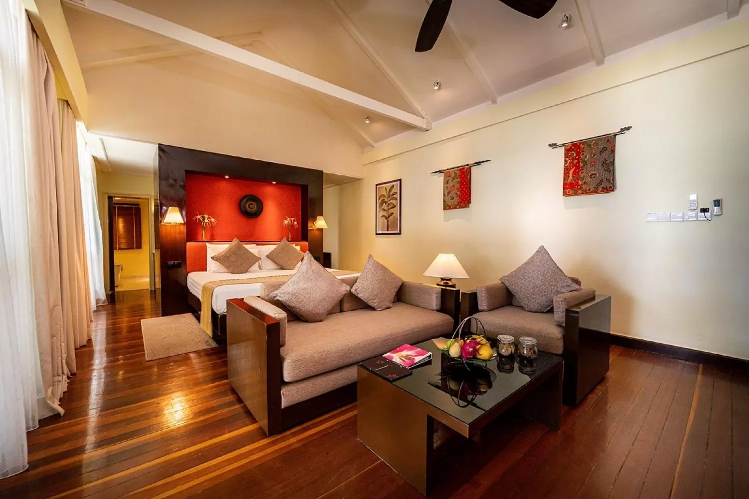 Living room, Bed in Rebak Island Resort & Marina, Langkawi 大自然 野生动物与美食爱好者的天堂