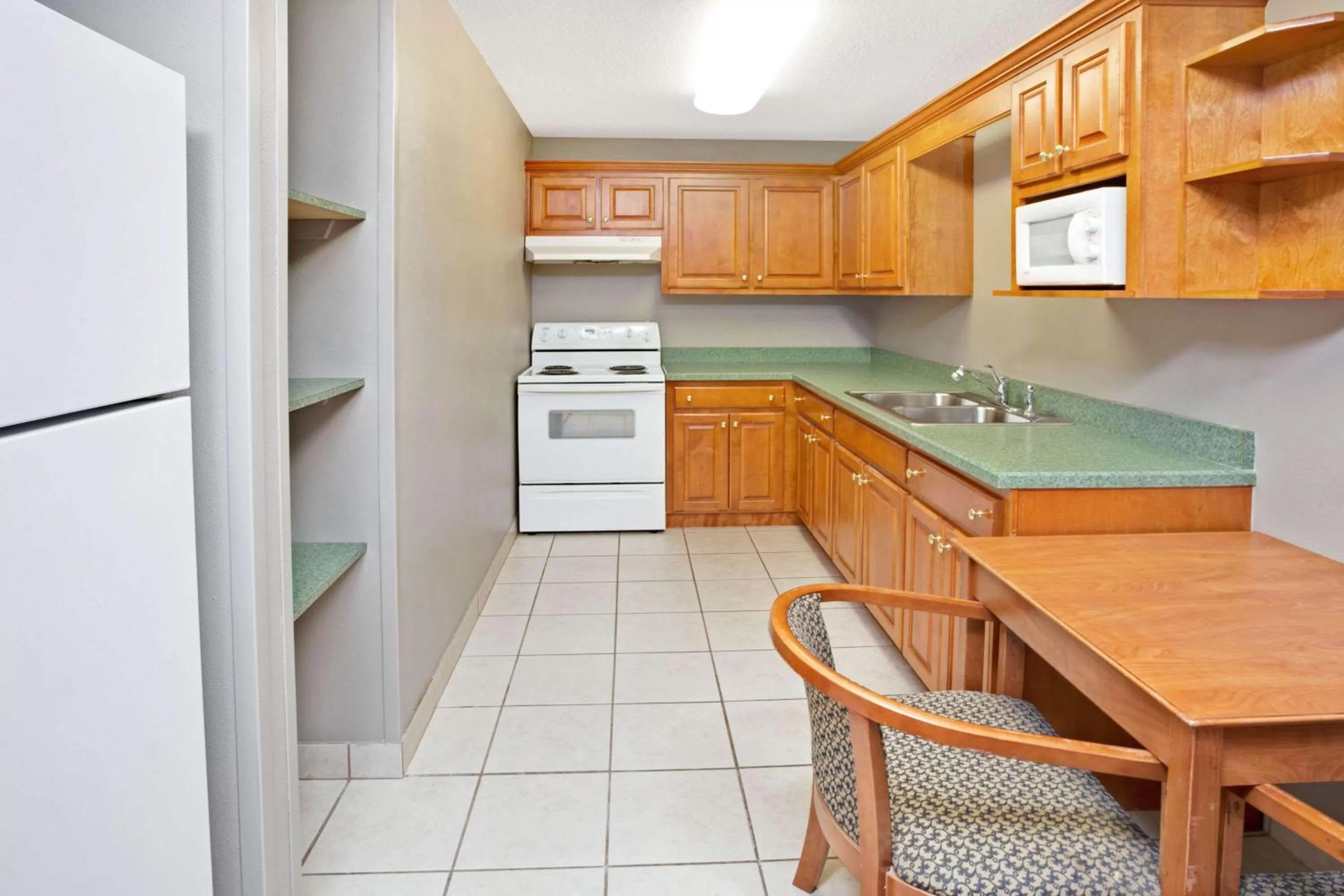 Photo of the whole room in Super 8 by Wyndham South Bend