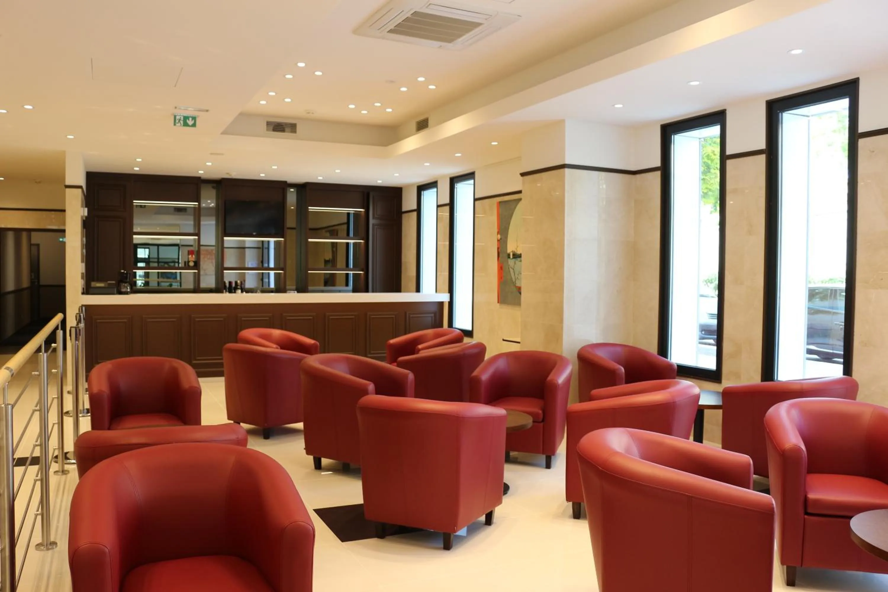 Lounge or bar in Toyoko INN Marseille Saint Charles