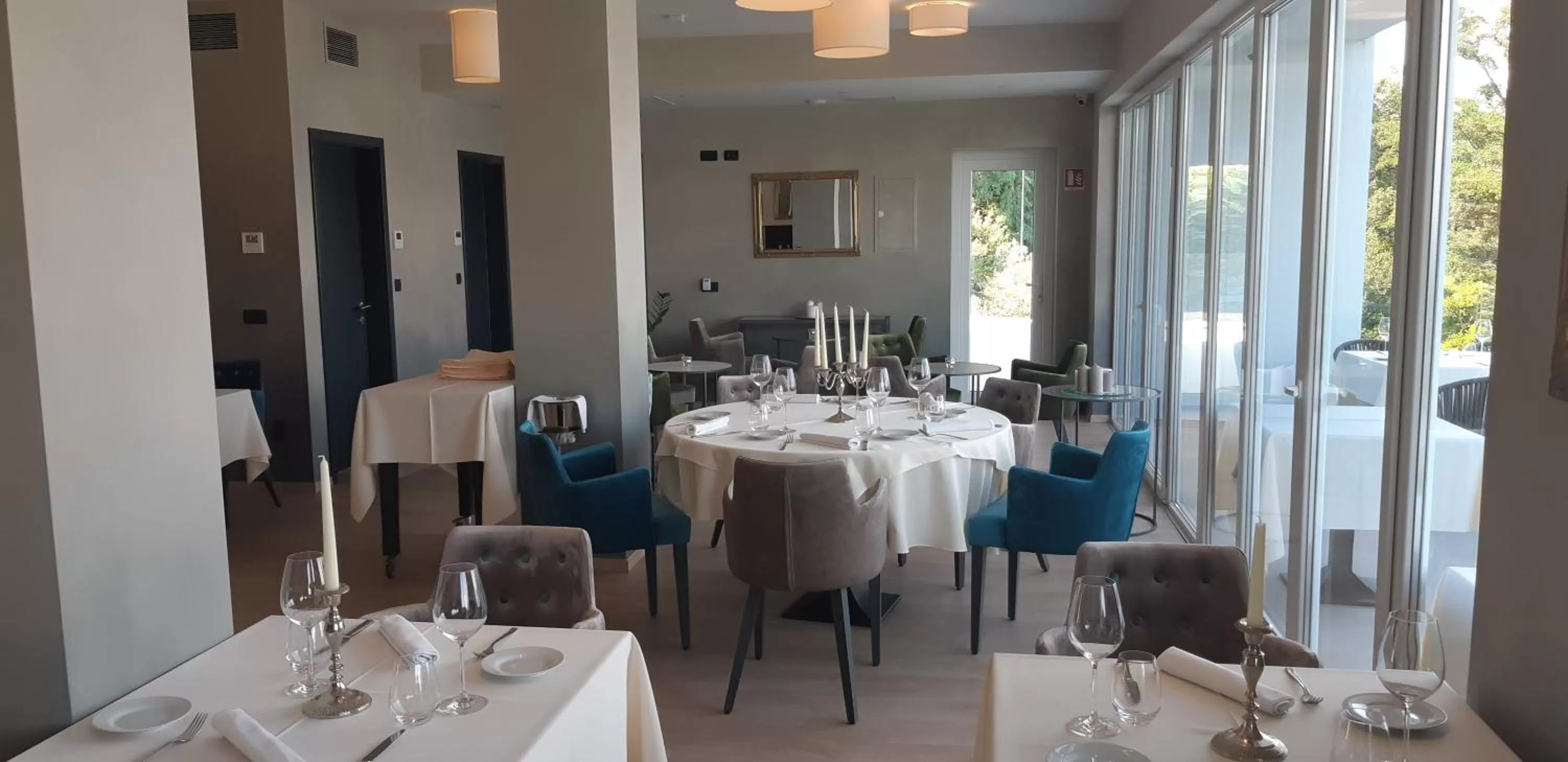 Restaurant/places to eat in Boutique Hotel Acacia