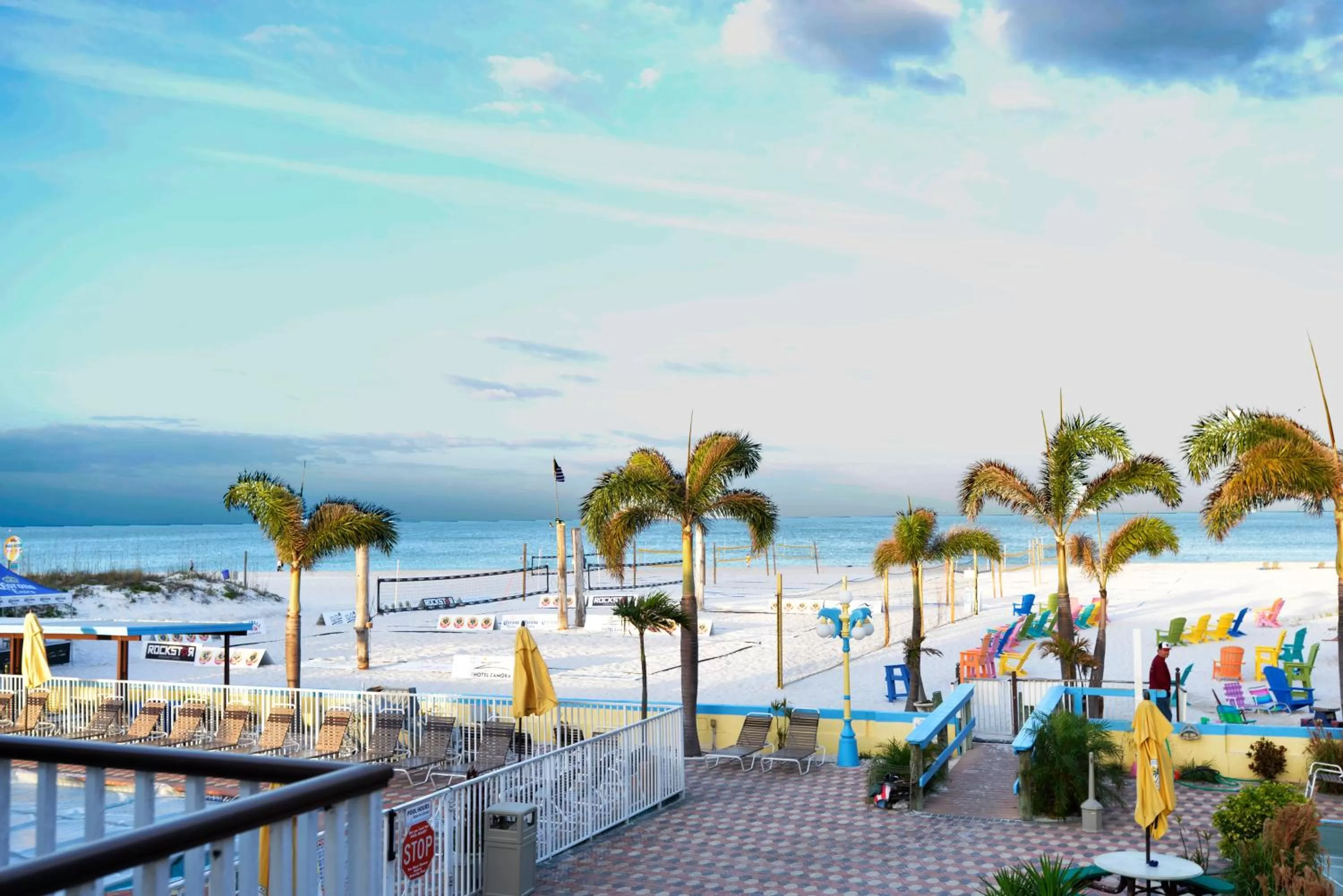 Day in Plaza Beach Hotel - Beachfront Resort