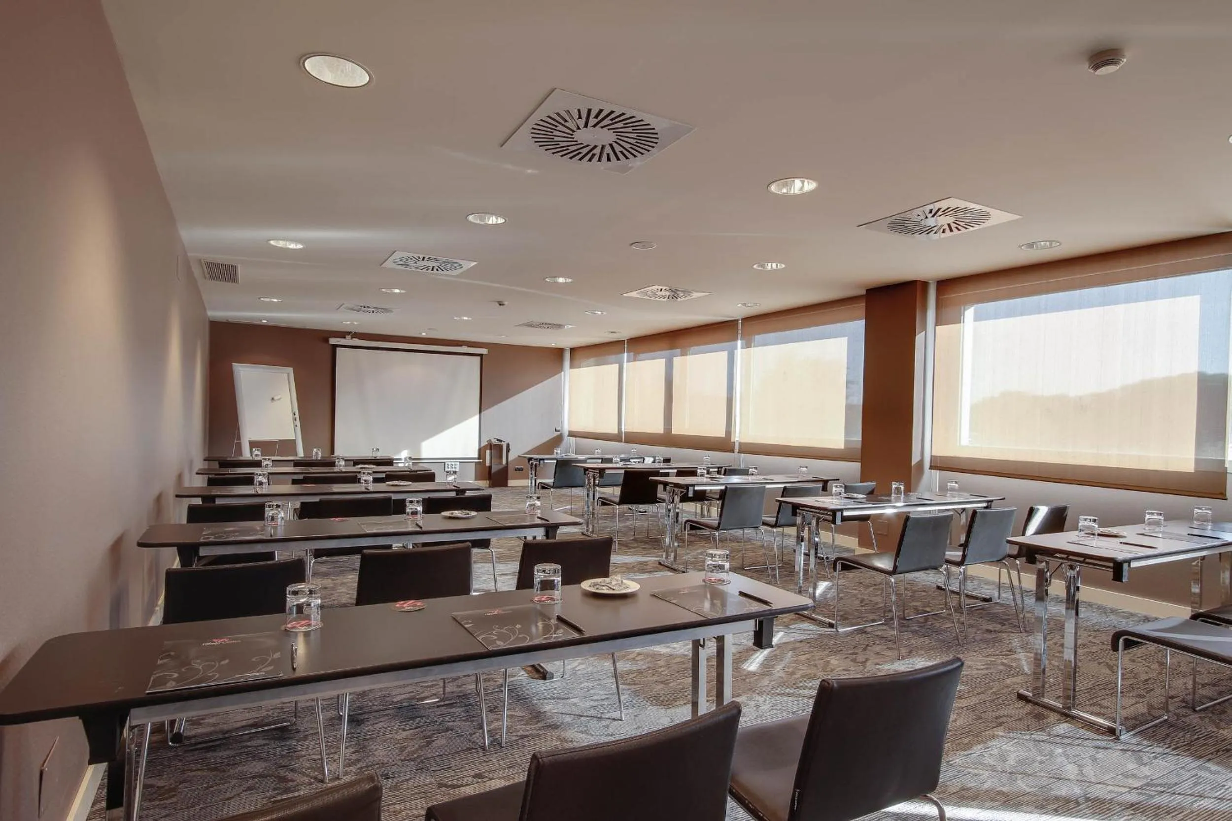 Business facilities in PCM Forum Alcalá