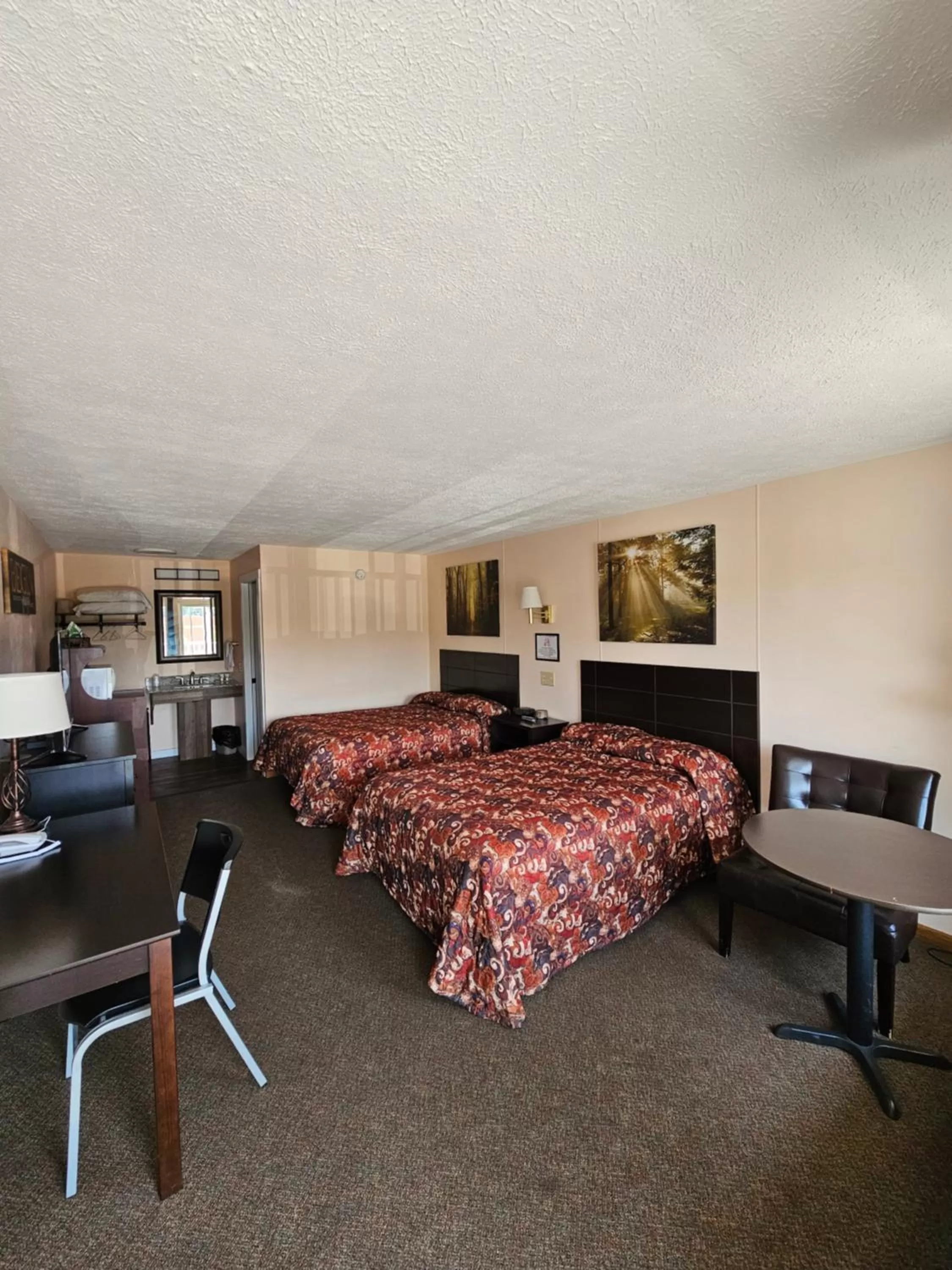 Bed in Oak Mar Motel