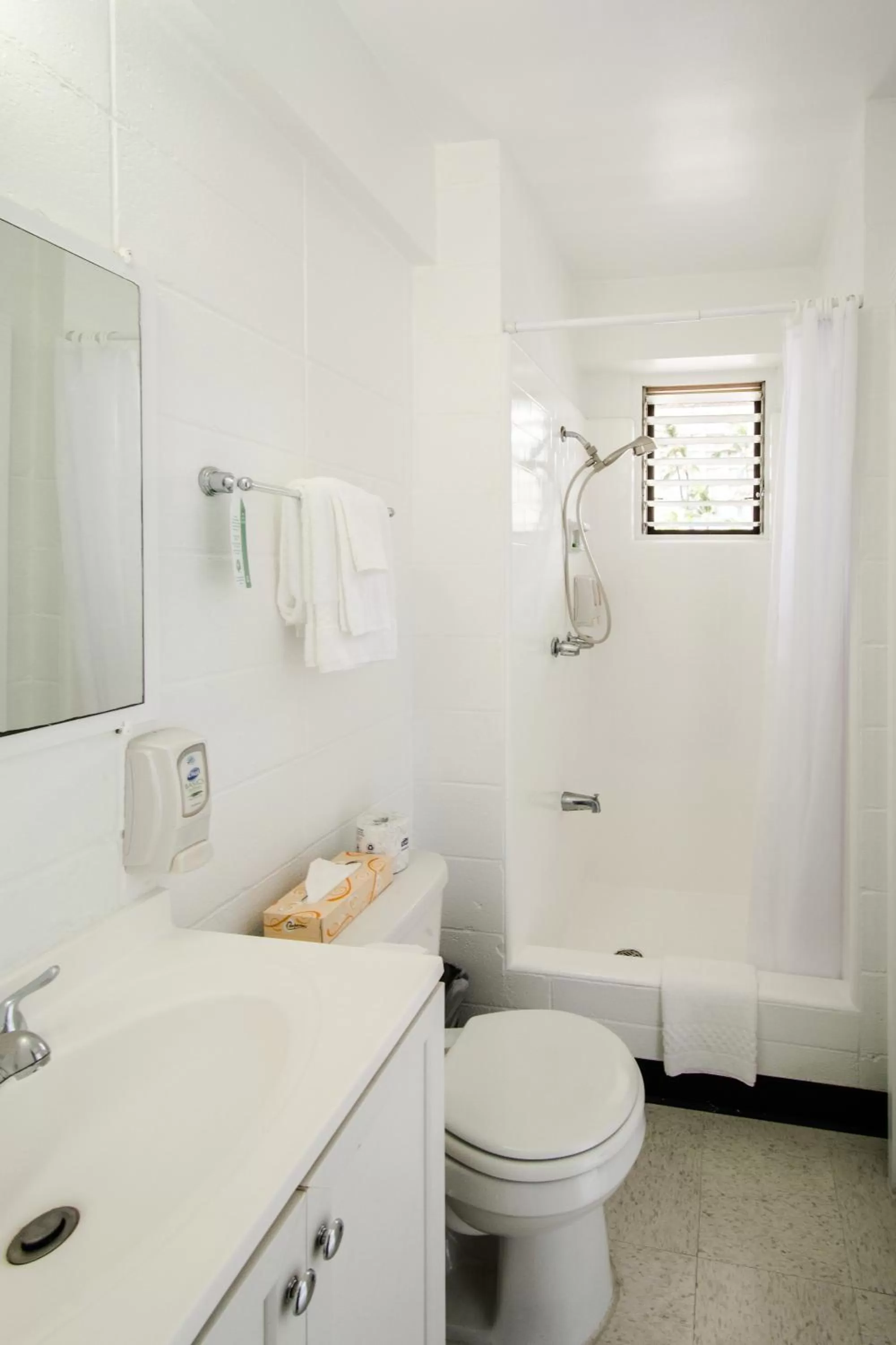 Shower in Stay Condominiums Waikiki