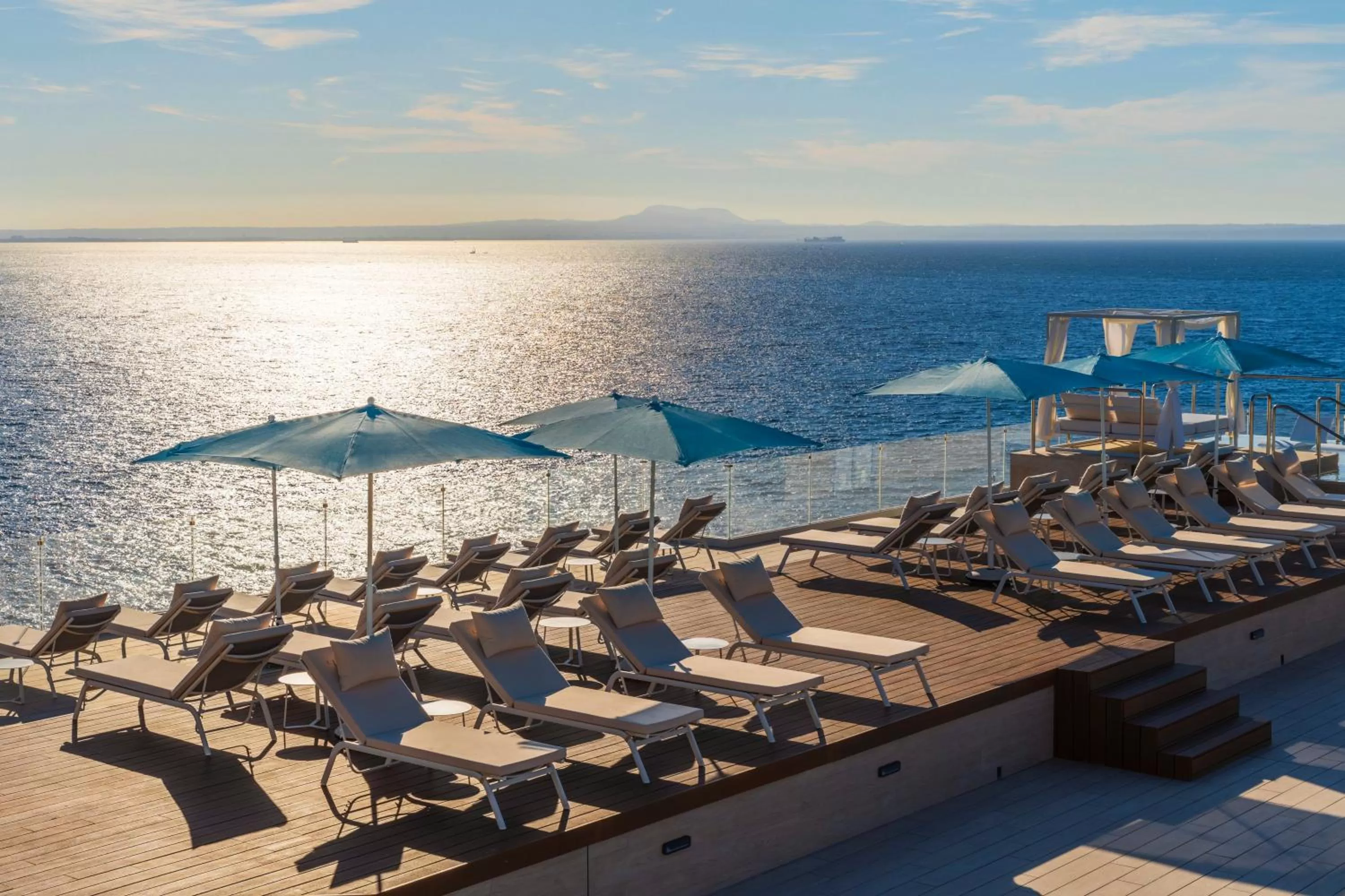 Beach in Elba Sunset Mallorca Thalasso Spa