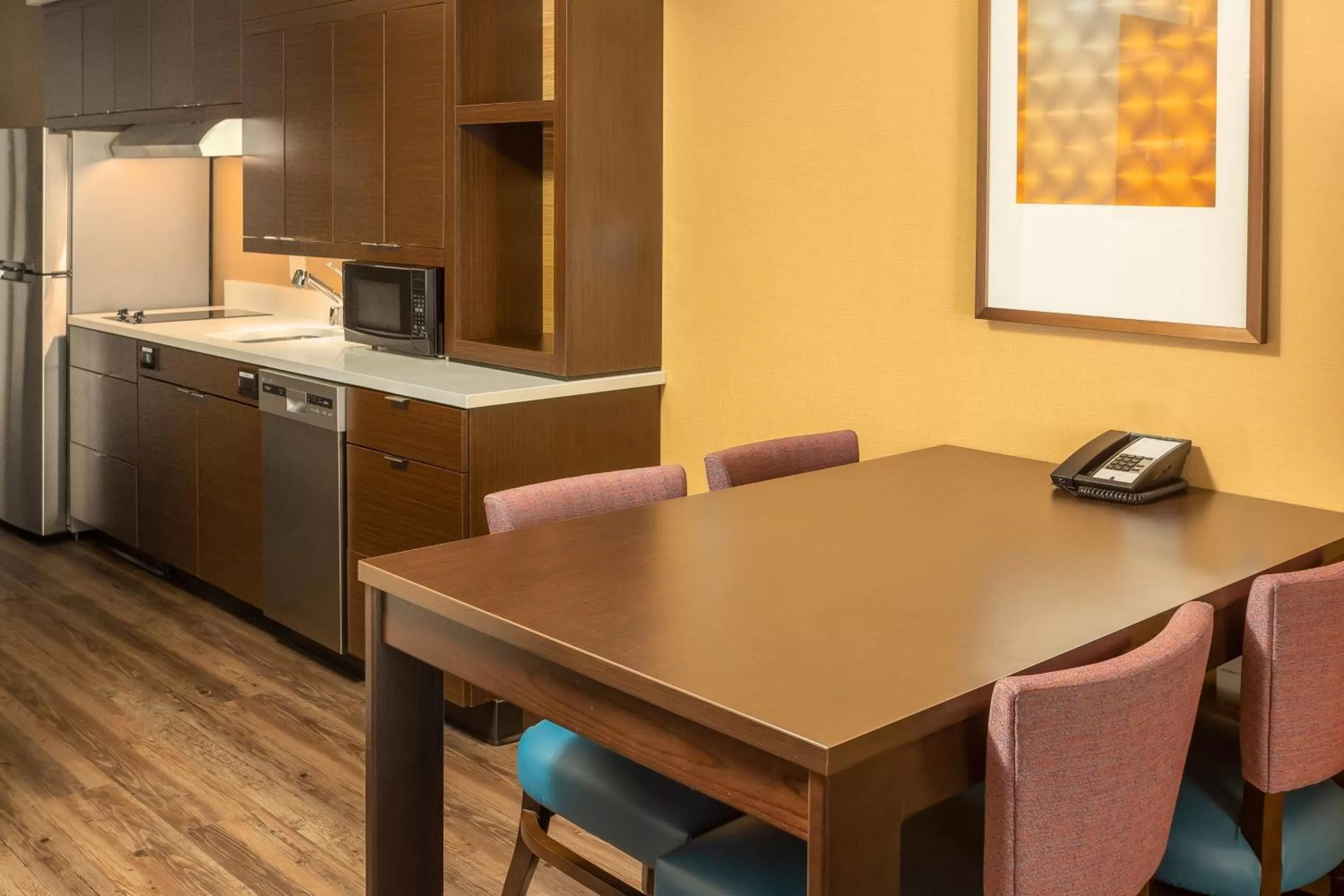Kitchen or kitchenette in TownePlace Suites By Marriott Las Vegas Stadium District