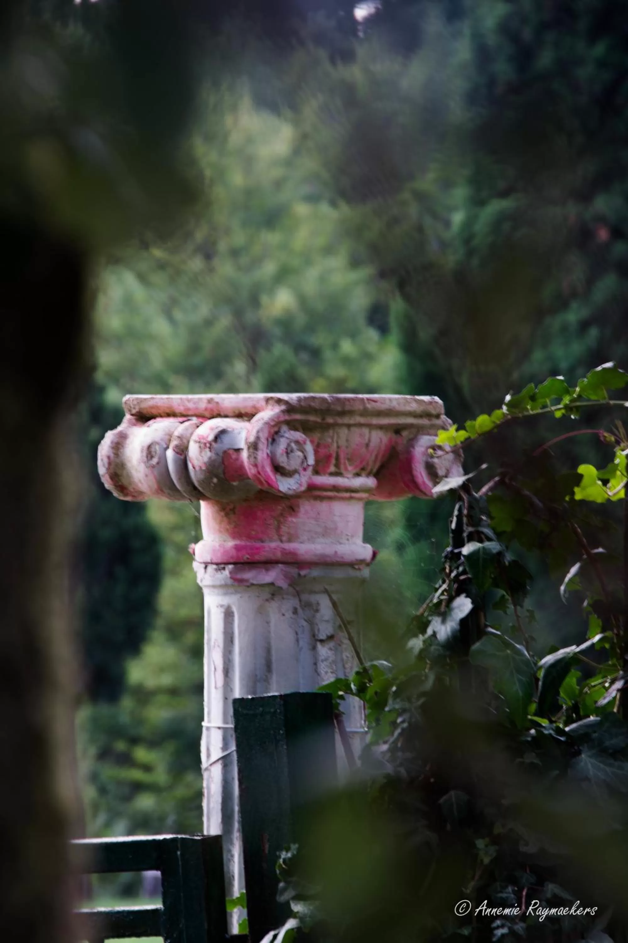 Decorative detail in Hotel Monti
