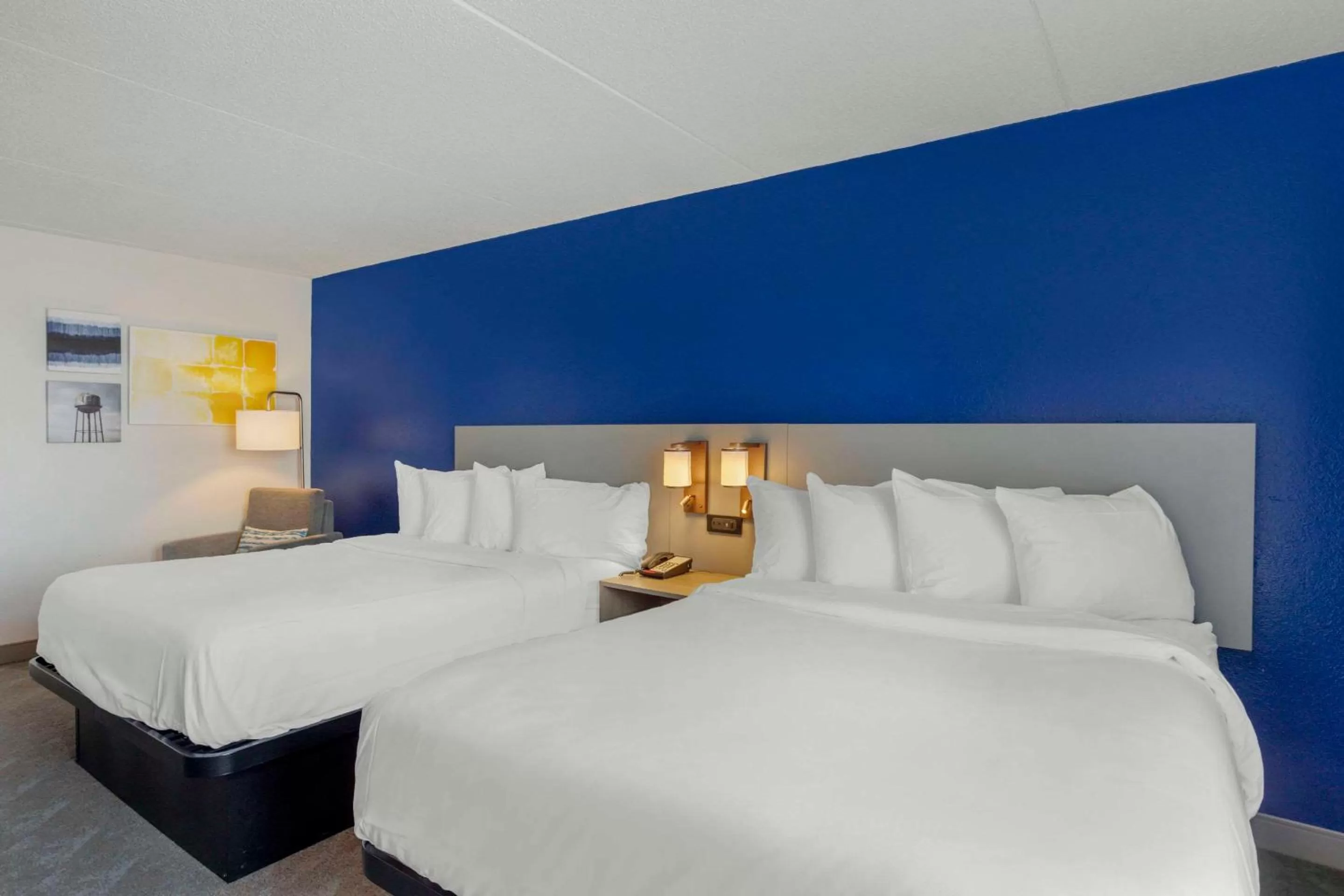 Bedroom, Bed in Comfort Inn & Suites Voorhees-Mt Laurel