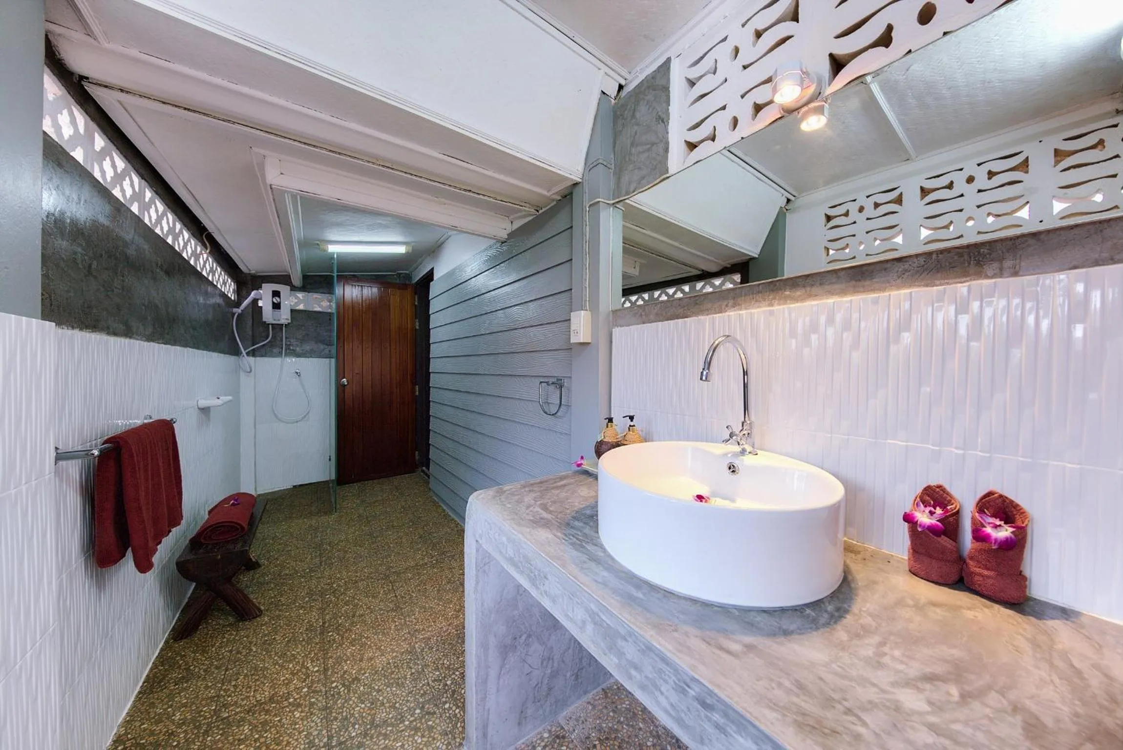 Bathroom in Eden Bungalows Fisherman's village