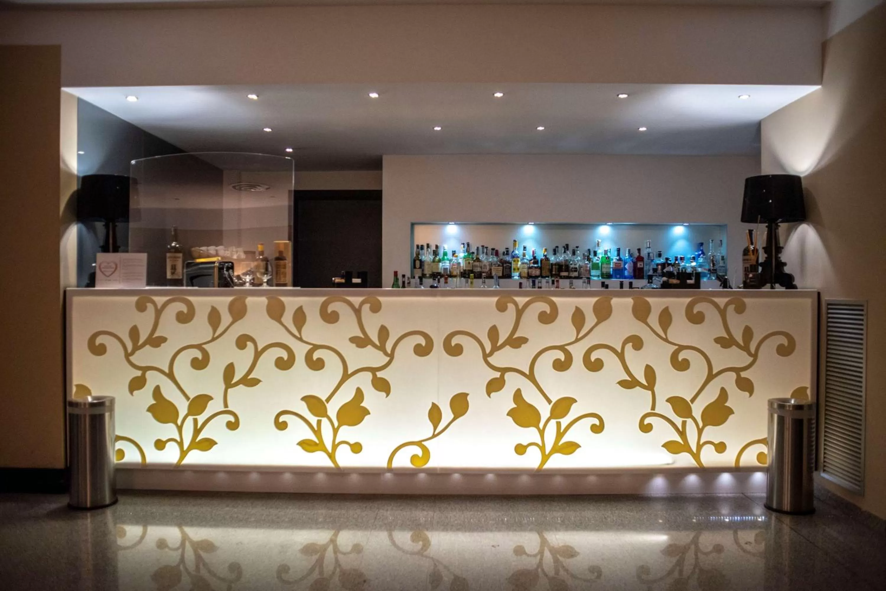 Lounge or bar in Best Western Hotel Quattrotorri