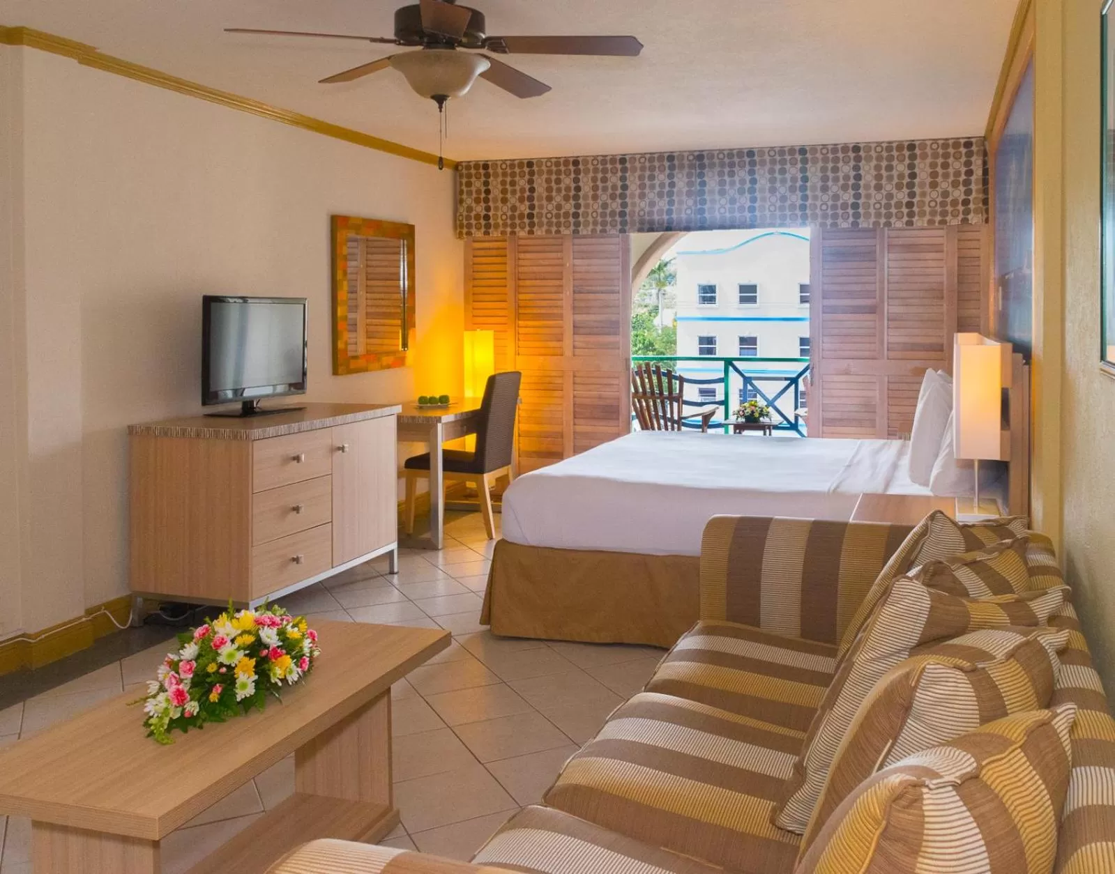 Bed in Accra Beach Hotel & Spa