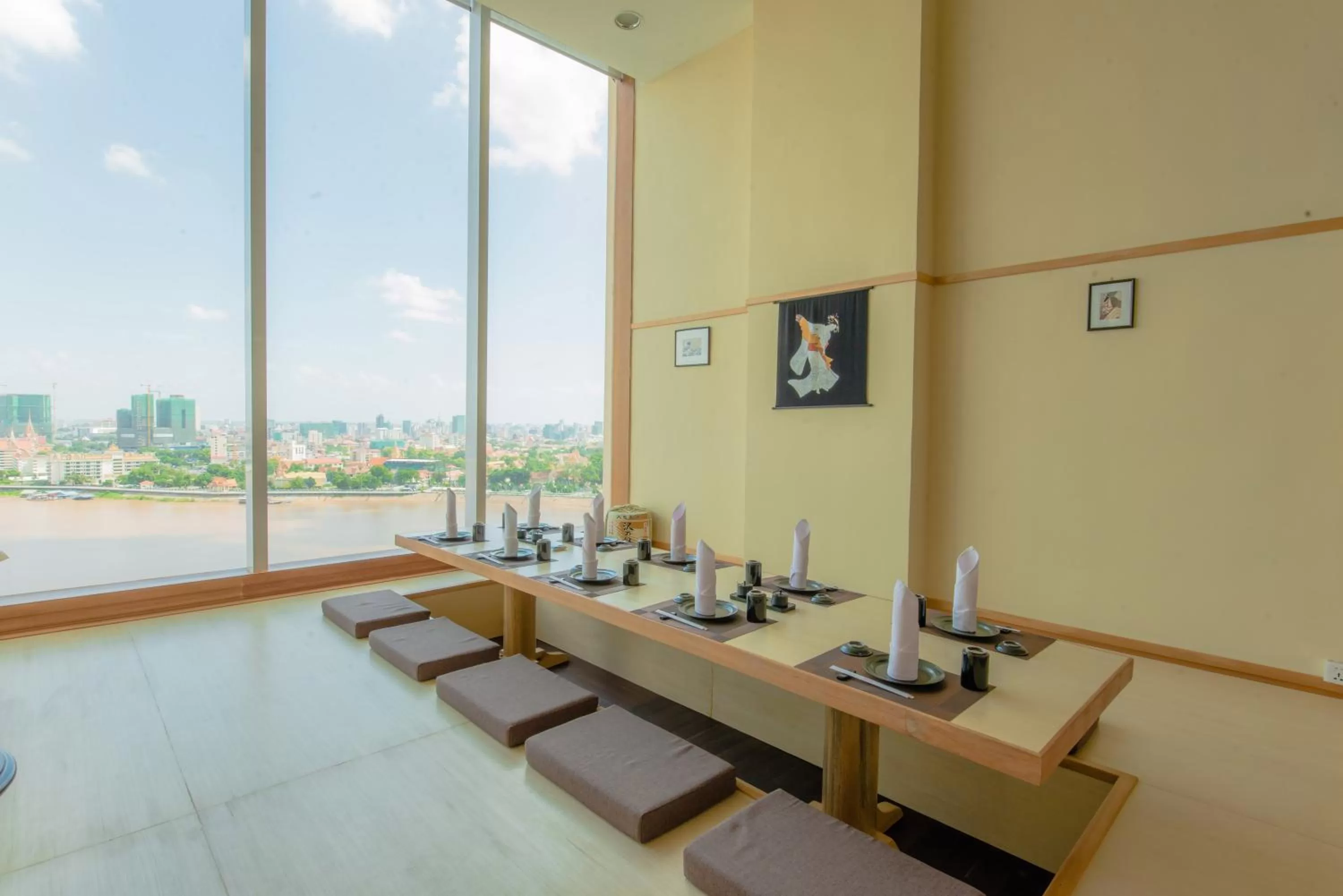 Restaurant/places to eat in Sokha Phnom Penh Hotel