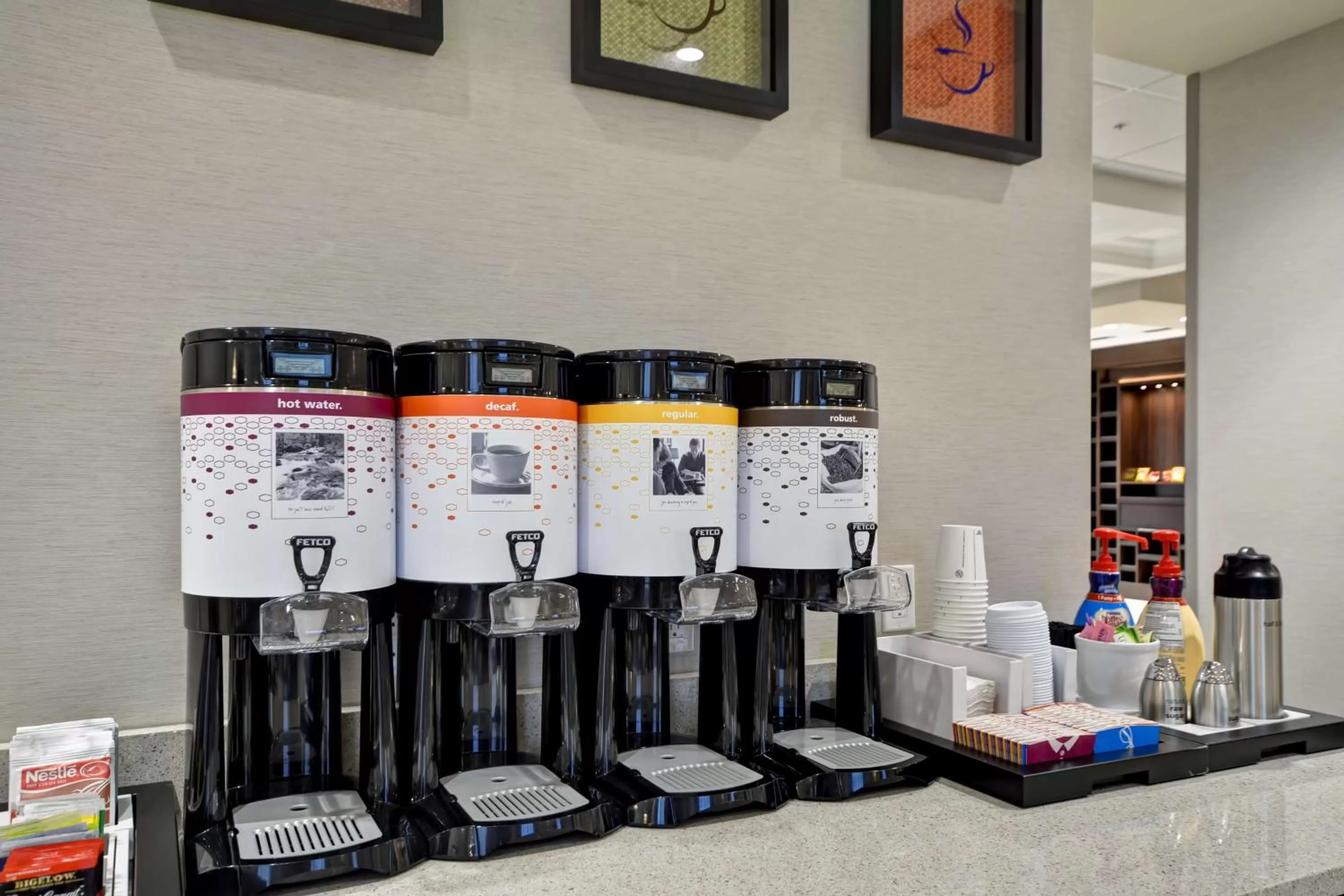 Breakfast in Hampton Inn Livonia Detroit