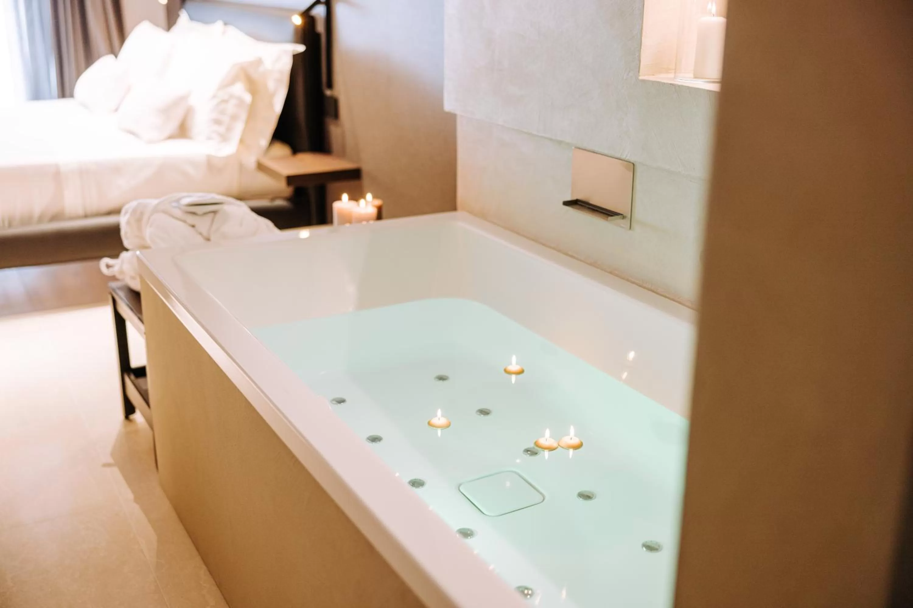 Bed in Suite1212 - Bandiera